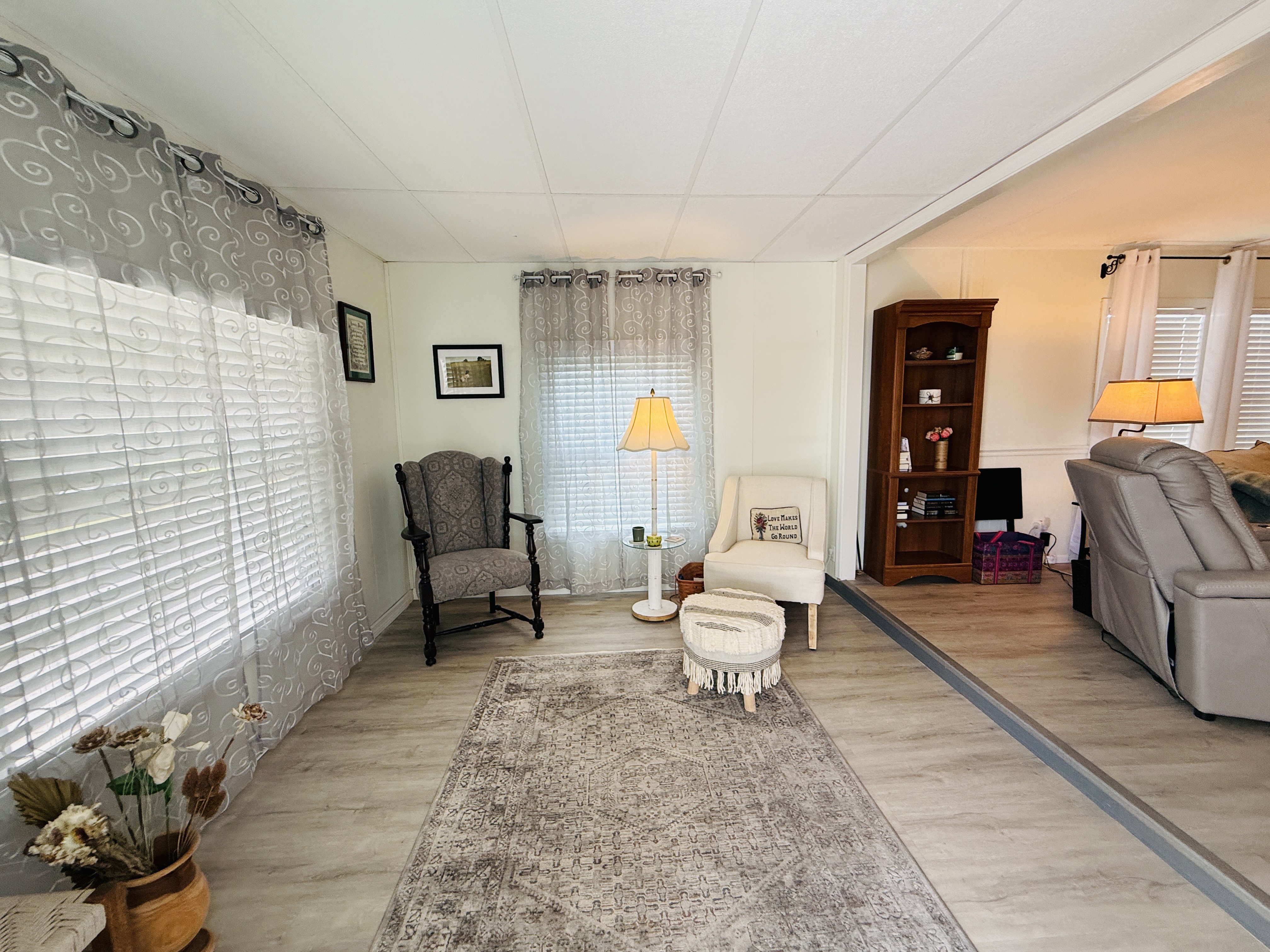 3113 St Rd 580, Lot 282, Safety Harbor, Florida 34695, 2 Bedrooms Bedrooms, ,2 BathroomsBathrooms,55-Plus Mobile Home,For Sale,St Rd 580, Lot 282,4965