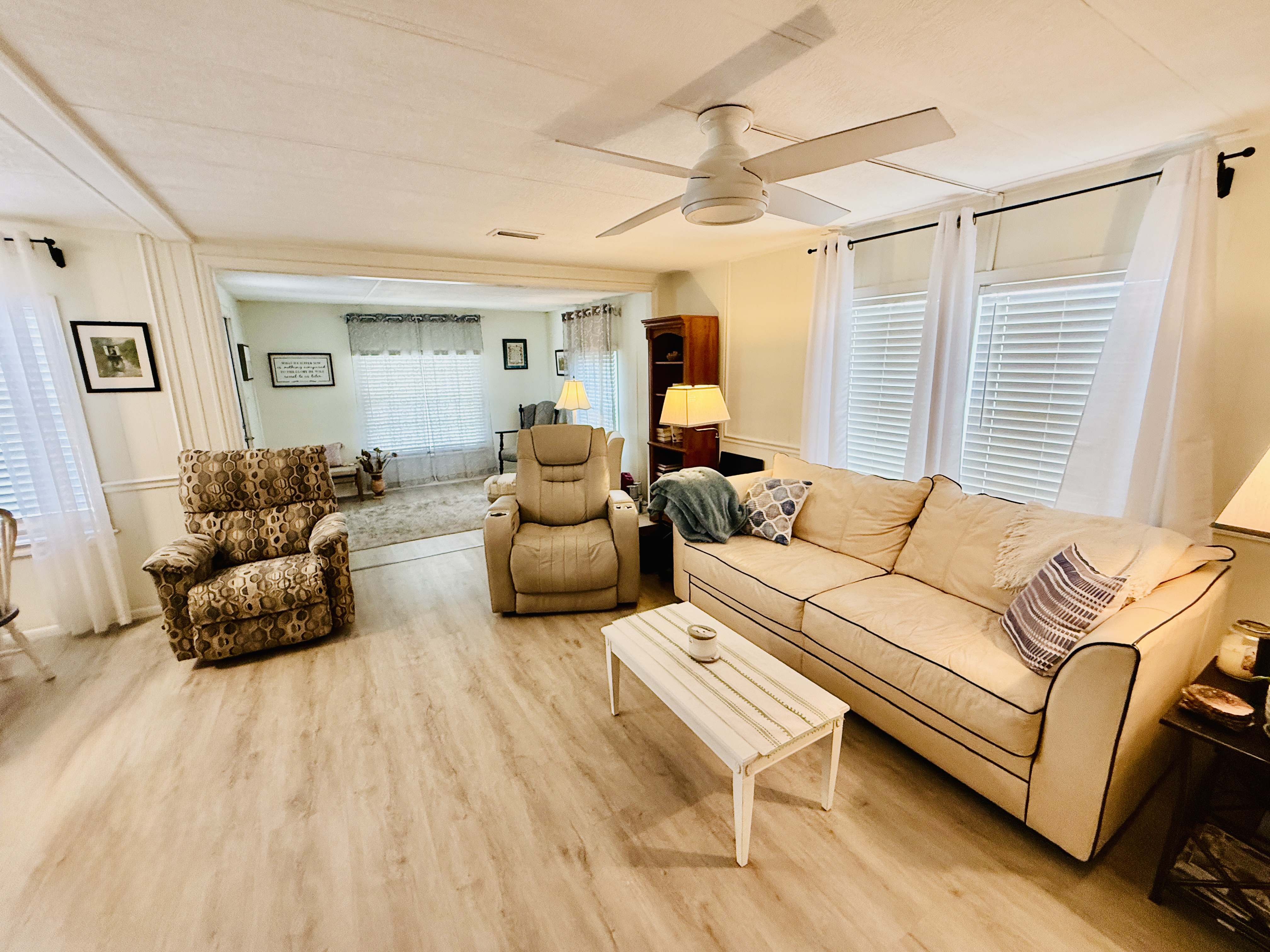 3113 St Rd 580, Lot 282, Safety Harbor, Florida 34695, 2 Bedrooms Bedrooms, ,2 BathroomsBathrooms,55-Plus Mobile Home,For Sale,St Rd 580, Lot 282,4965