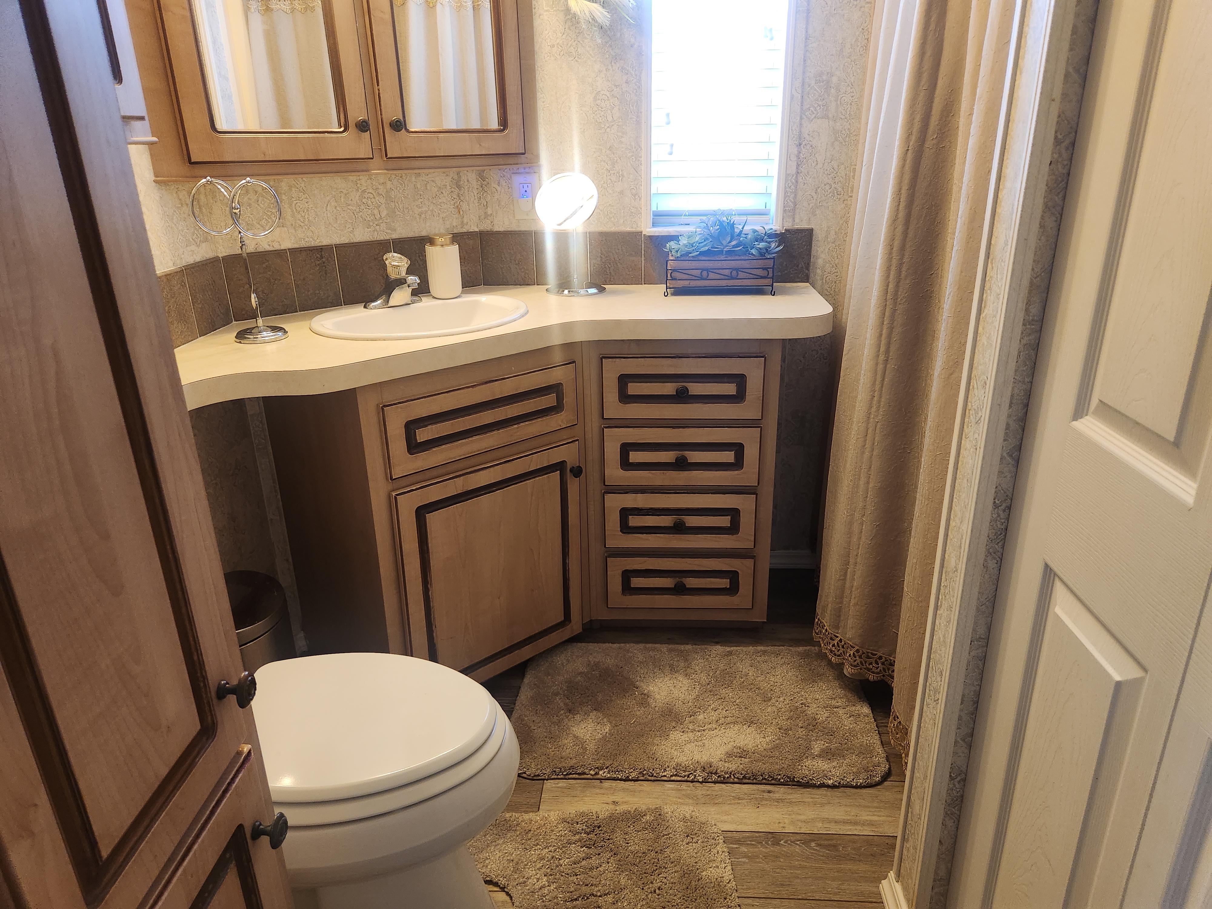 6633 53rd Ave E, Lot C106, Bradenton, Florida 34203, 2 Bedrooms Bedrooms, ,1 BathroomBathrooms,55-Plus Mobile Home,For Sale,53rd Ave E, Lot C106,4967