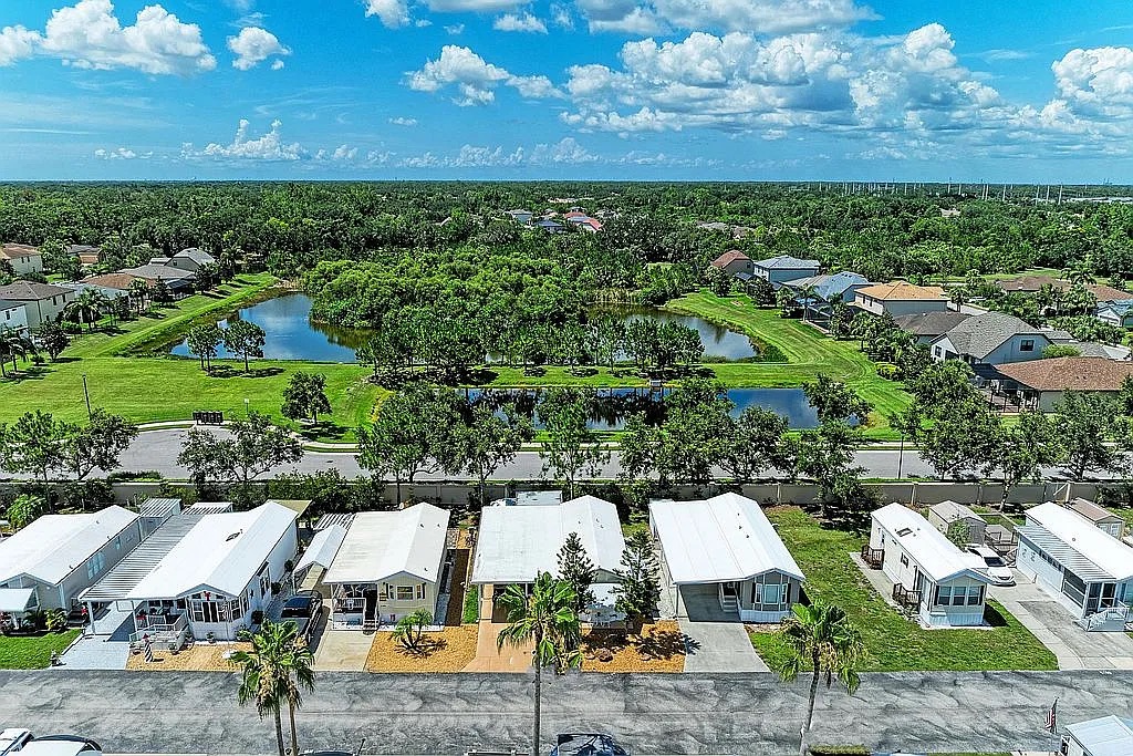 6633 53rd Ave E, Lot C106, Bradenton, Florida 34203, 2 Bedrooms Bedrooms, ,1 BathroomBathrooms,55-Plus Mobile Home,For Sale,53rd Ave E, Lot C106,4967