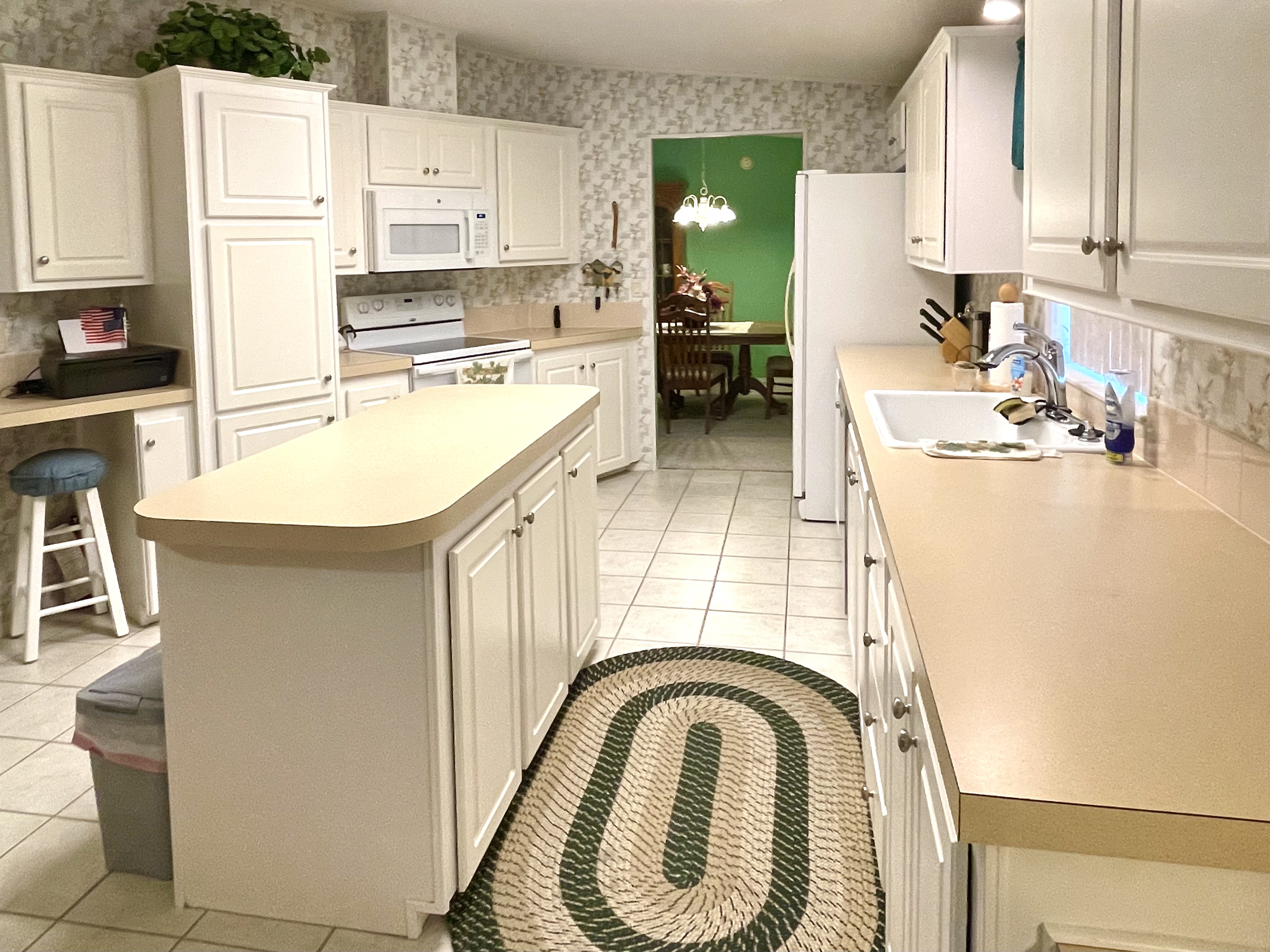 8619 28th Ave E, Palmetto, Florida 34221, 2 Bedrooms Bedrooms, ,2 BathroomsBathrooms,55-Plus Mobile Home,For Sale,28th Ave E,4977