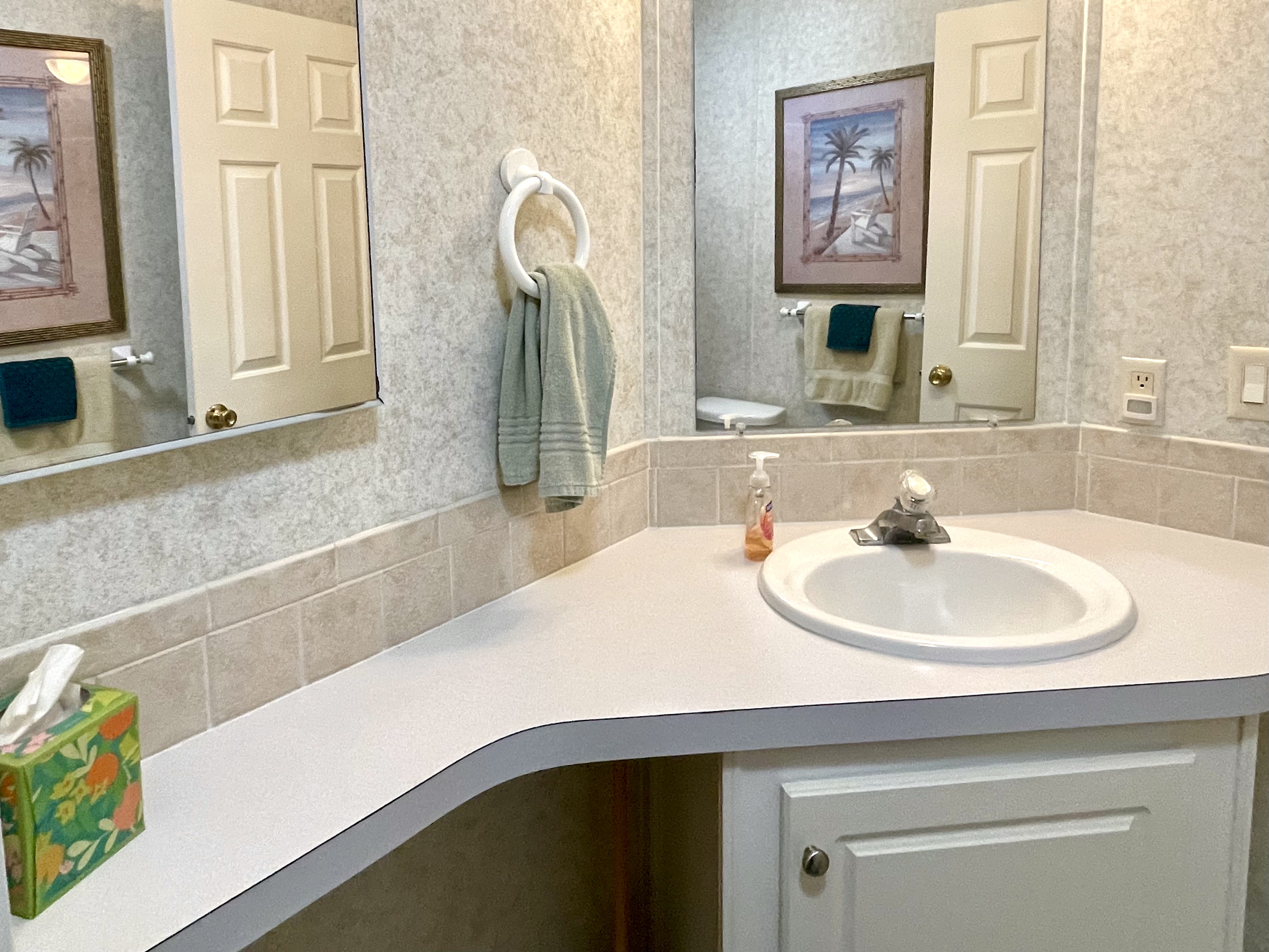 8619 28th Ave E, Palmetto, Florida 34221, 2 Bedrooms Bedrooms, ,2 BathroomsBathrooms,55-Plus Mobile Home,For Sale,28th Ave E,4977