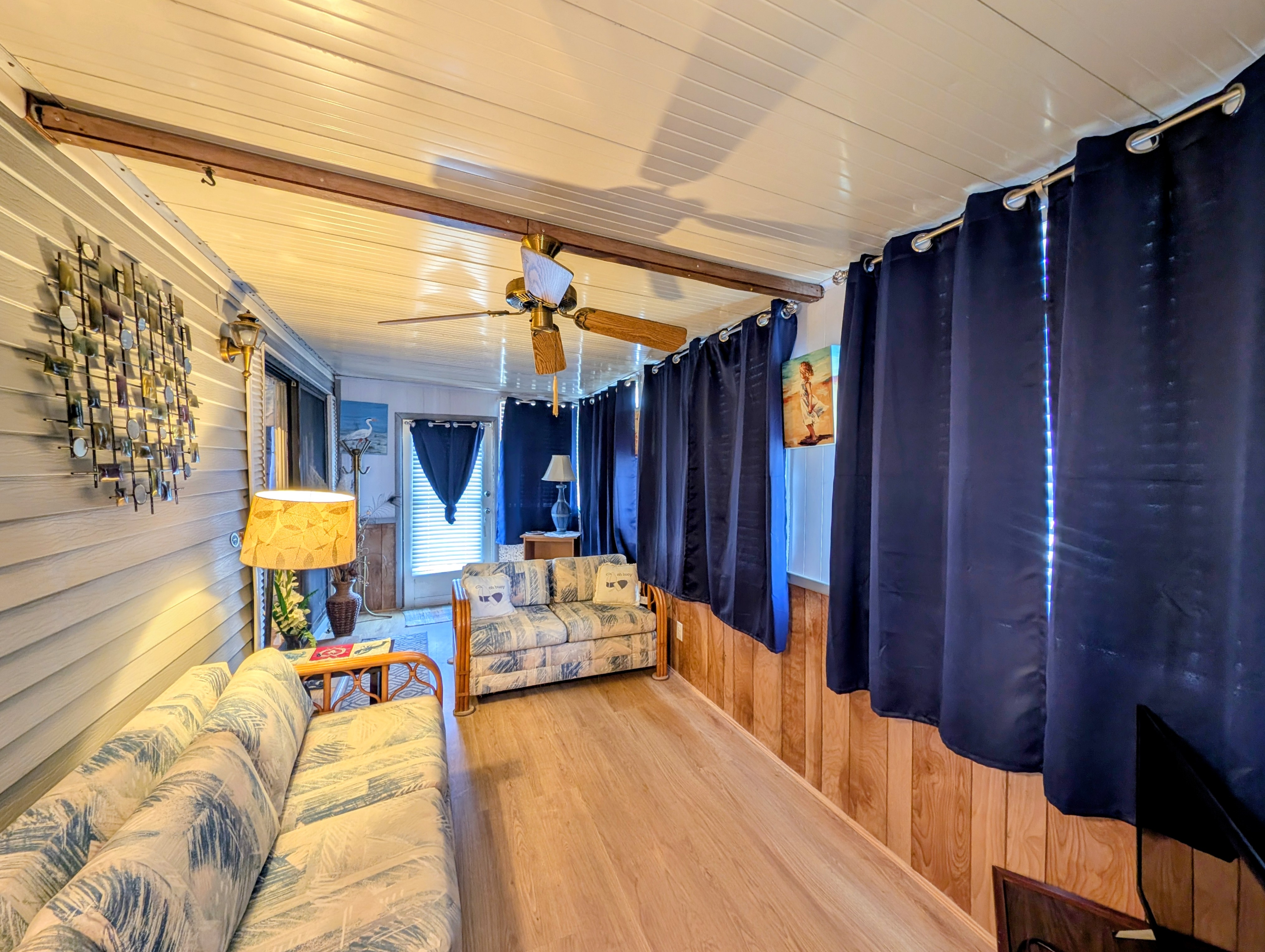 4130 Kahuna Ct, Ruskin, Florida 33570, 1 Bedroom Bedrooms, ,1 BathroomBathrooms,All - Age Mobile Home,For Sale,Kahuna Ct,4978