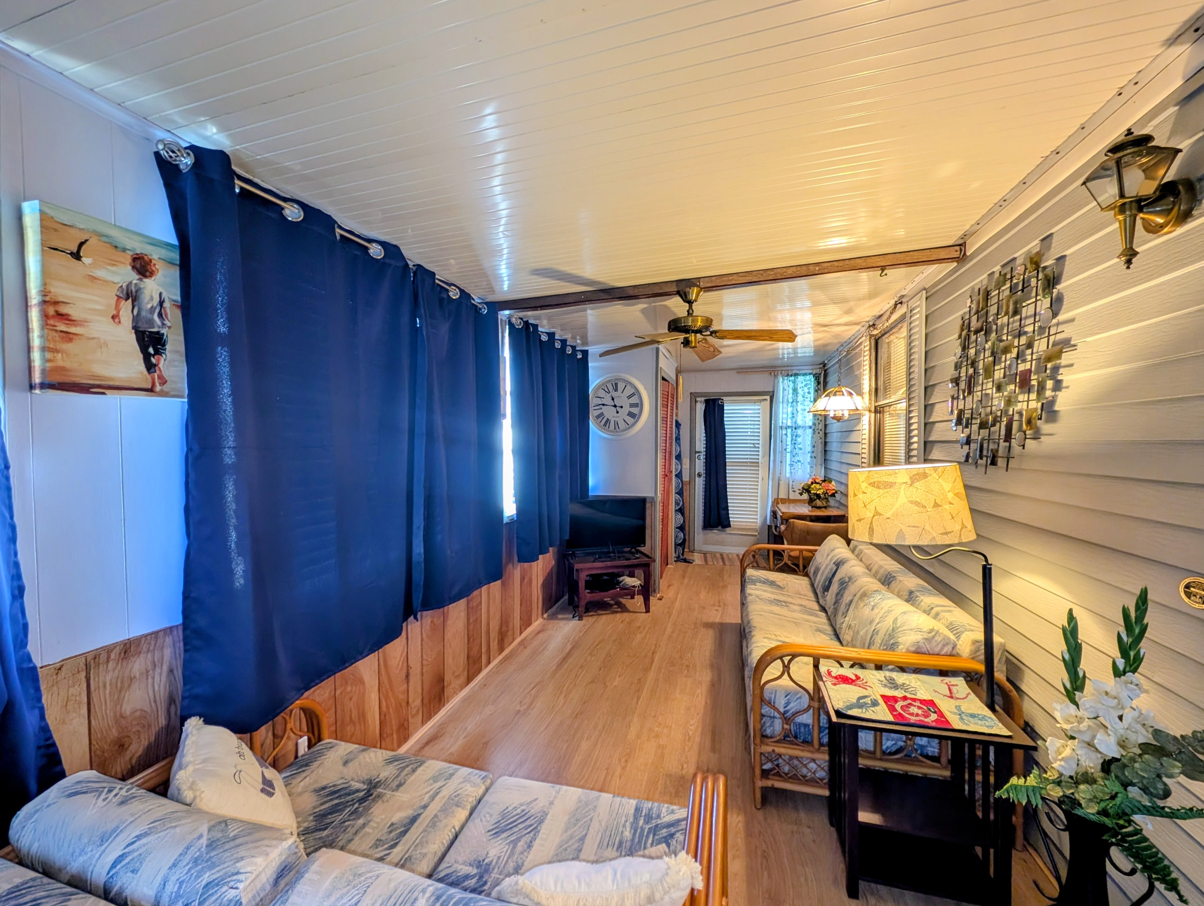 4130 Kahuna Ct, Ruskin, Florida 33570, 1 Bedroom Bedrooms, ,1 BathroomBathrooms,All - Age Mobile Home,For Sale,Kahuna Ct,4978