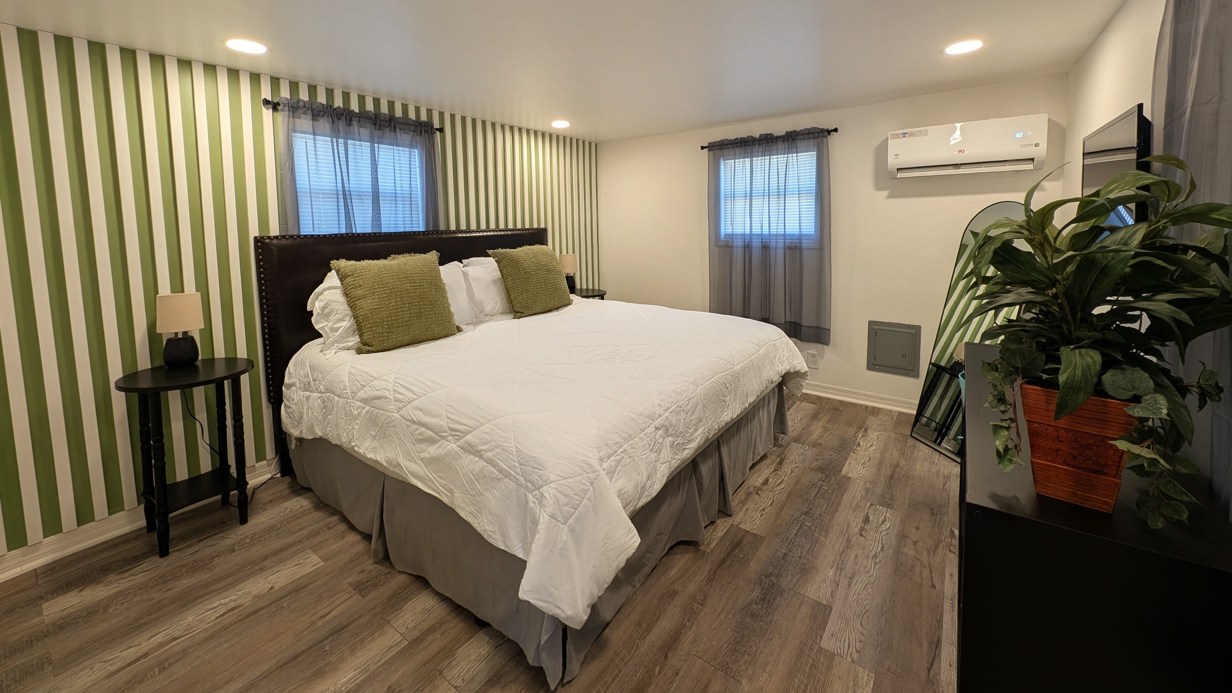 1112 W Shellpoint Drive, Lot 504, Ruskin, Florida 33570, 2 Bedrooms Bedrooms, ,2 BathroomsBathrooms,55-Plus Mobile Home,For Sale,W Shellpoint Drive, Lot 504,4980