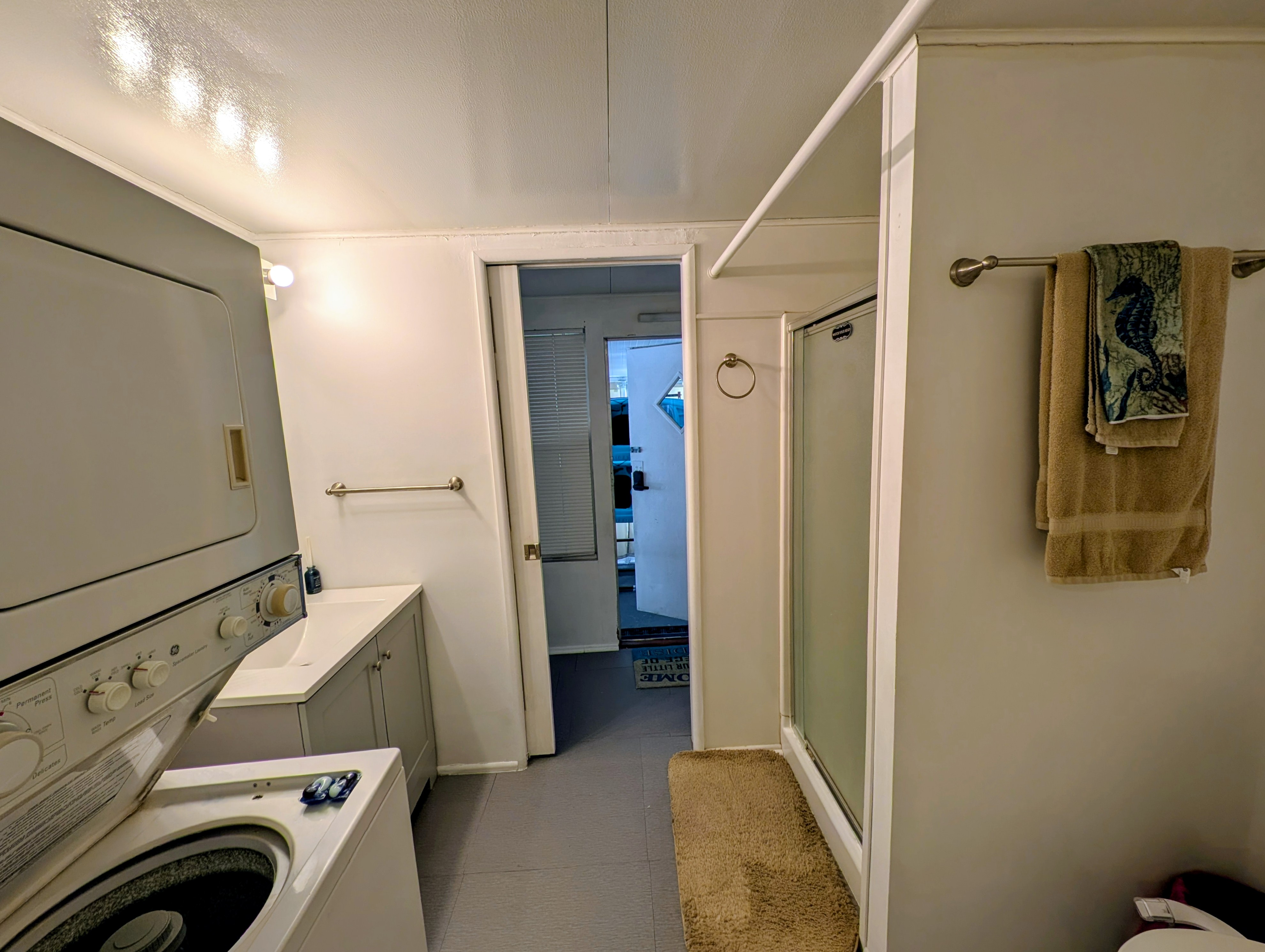 1112 W Shellpoint Drive, Lot 504, Ruskin, Florida 33570, 2 Bedrooms Bedrooms, ,2 BathroomsBathrooms,55-Plus Mobile Home,For Sale,W Shellpoint Drive, Lot 504,4980