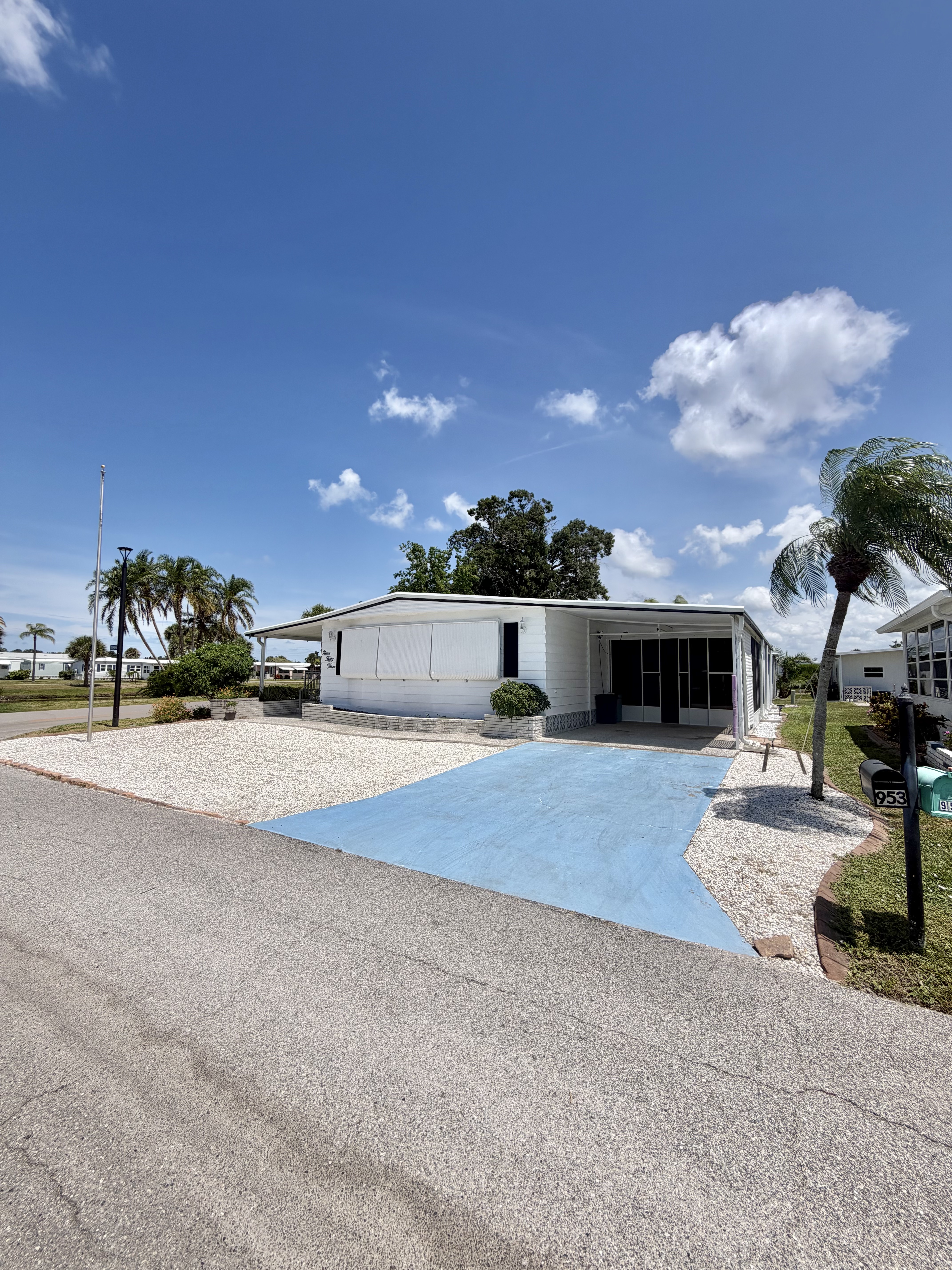 953 E Windemere Ave, Venice, Florida 34285, 2 Bedrooms Bedrooms, ,2 BathroomsBathrooms,55-Plus Mobile Home,For Sale,E Windemere Ave,4982