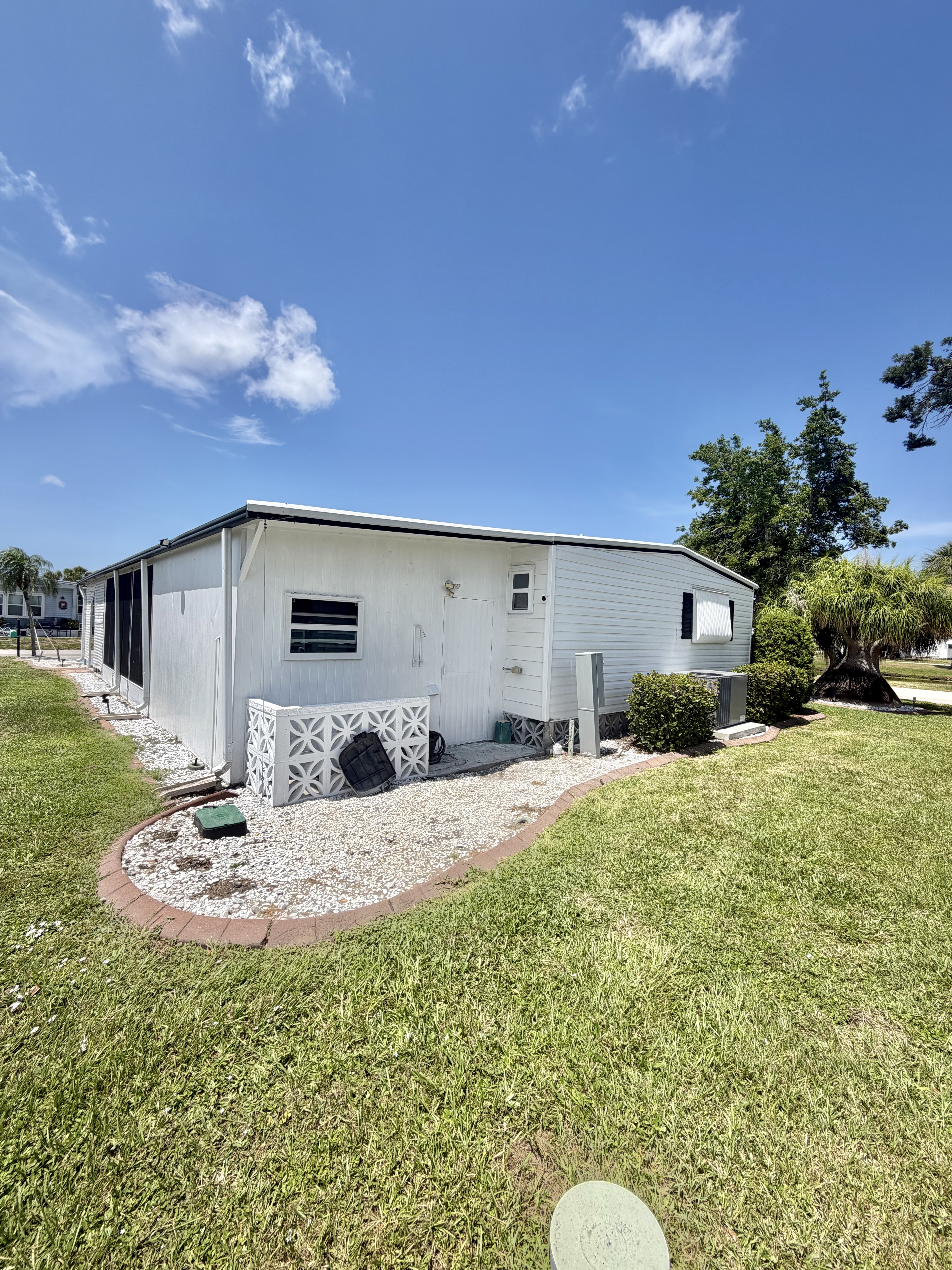 953 E Windemere Ave, Venice, Florida 34285, 2 Bedrooms Bedrooms, ,2 BathroomsBathrooms,55-Plus Mobile Home,For Sale,E Windemere Ave,4982