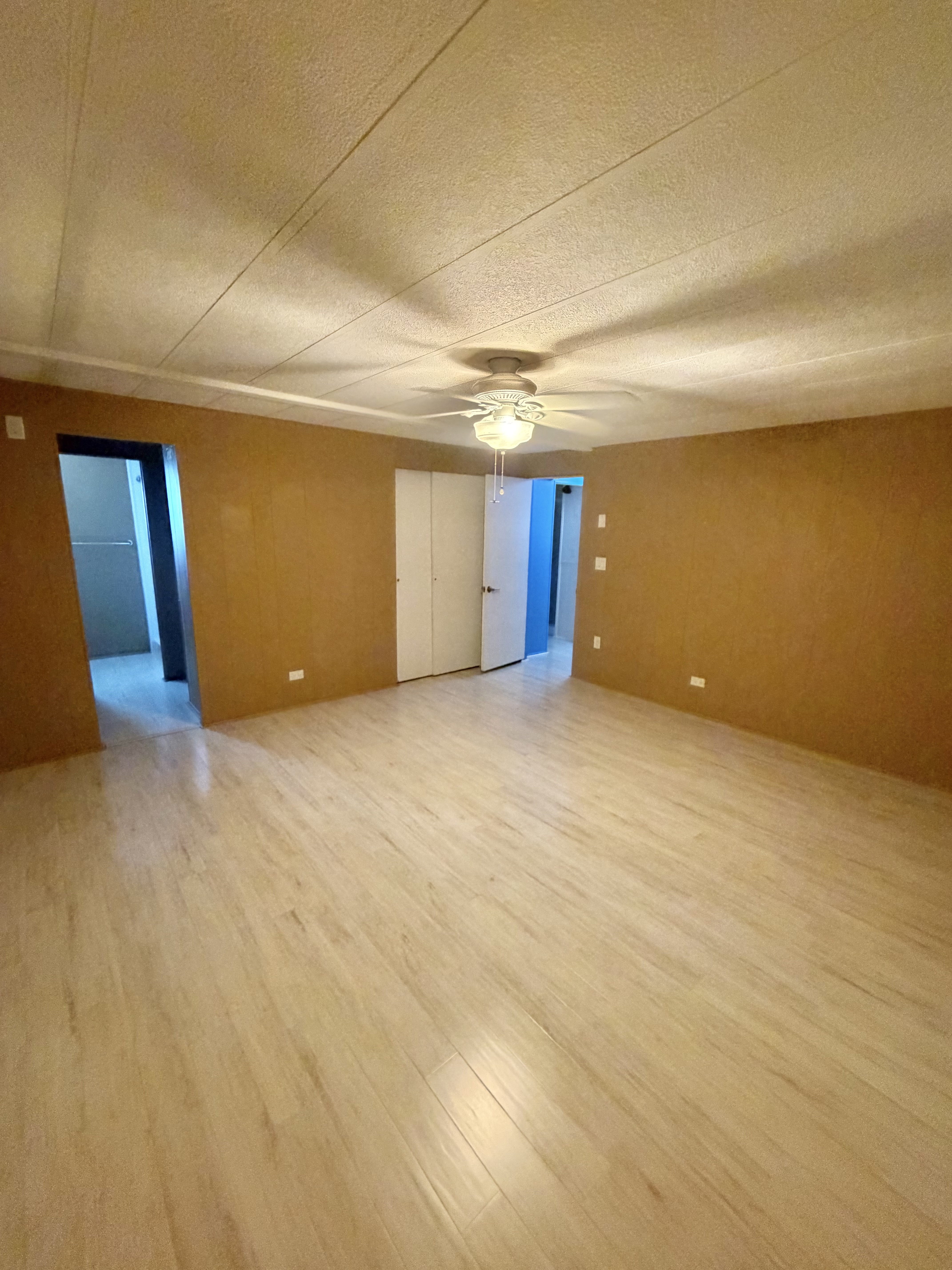 953 E Windemere Ave, Venice, Florida 34285, 2 Bedrooms Bedrooms, ,2 BathroomsBathrooms,55-Plus Mobile Home,For Sale,E Windemere Ave,4982