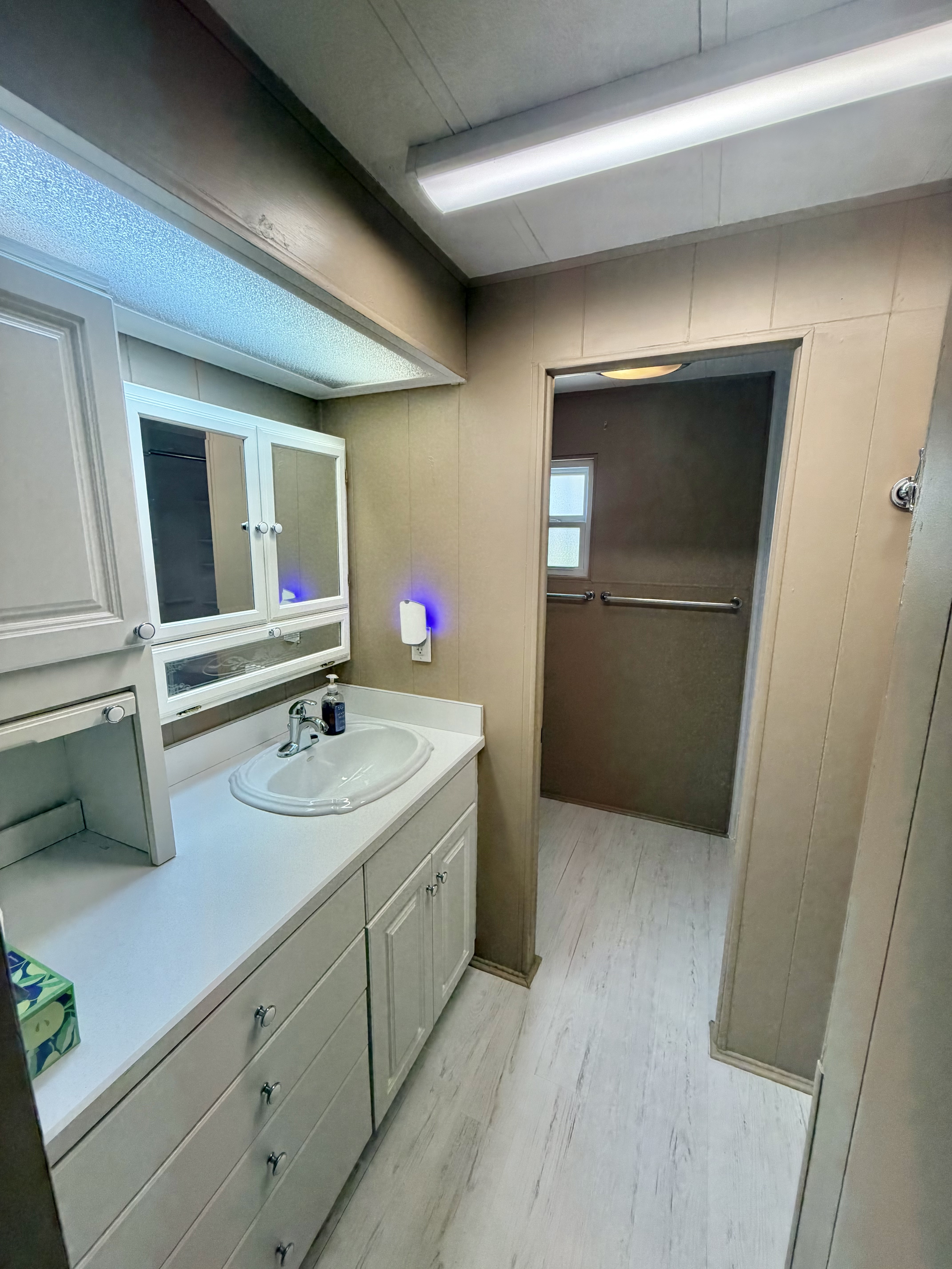 953 E Windemere Ave, Venice, Florida 34285, 2 Bedrooms Bedrooms, ,2 BathroomsBathrooms,55-Plus Mobile Home,For Sale,E Windemere Ave,4982