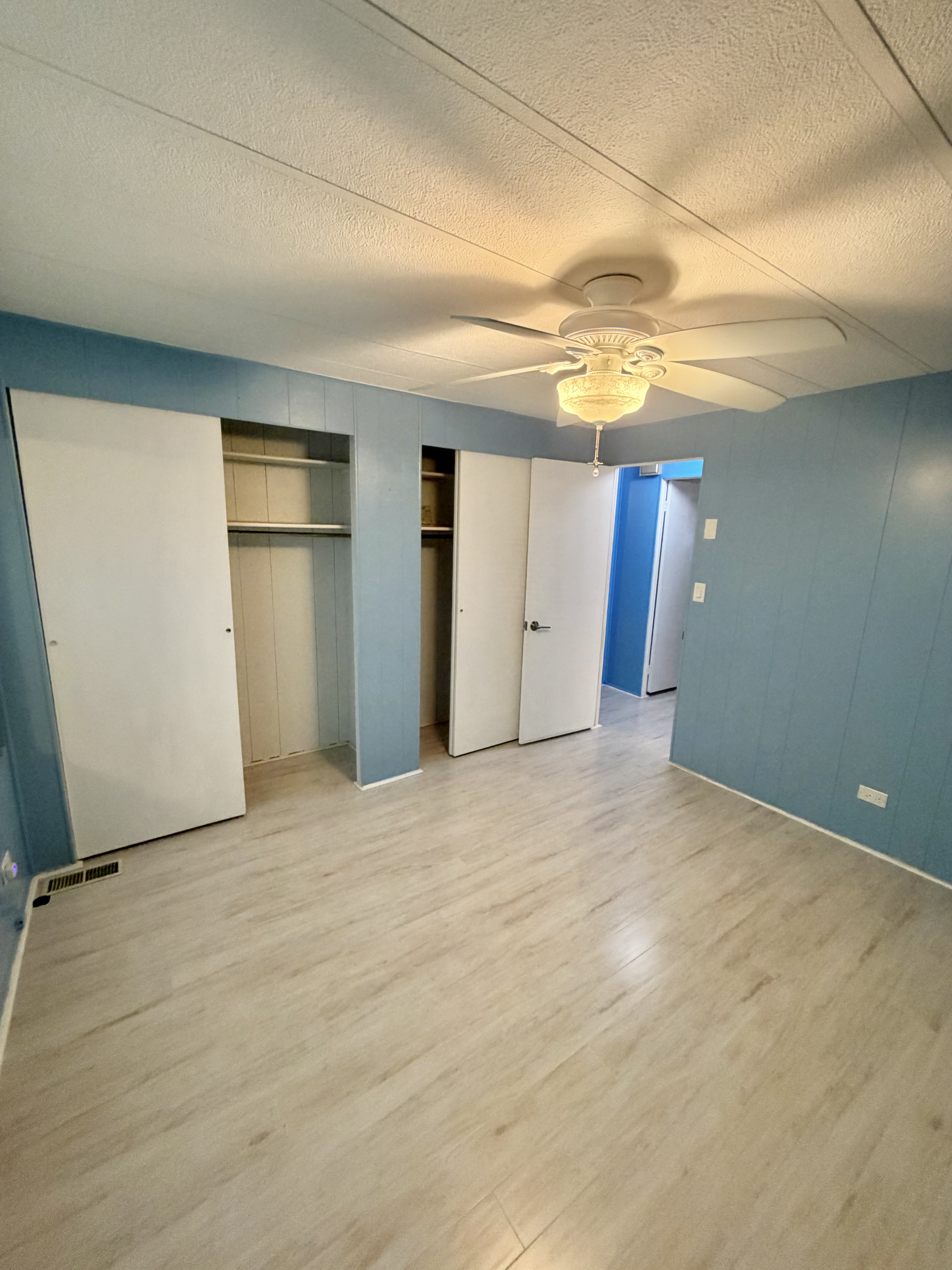 953 E Windemere Ave, Venice, Florida 34285, 2 Bedrooms Bedrooms, ,2 BathroomsBathrooms,55-Plus Mobile Home,For Sale,E Windemere Ave,4982