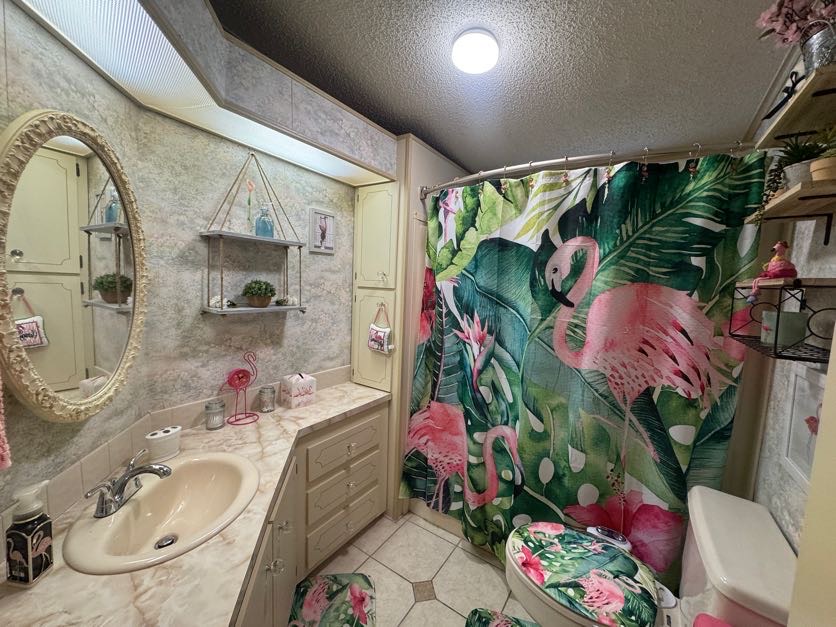 4115 Long Lake Way, Ellenton, Florida 34222, 2 Bedrooms Bedrooms, ,2 BathroomsBathrooms,55-Plus Mobile Home,For Sale,Long Lake Way,4984