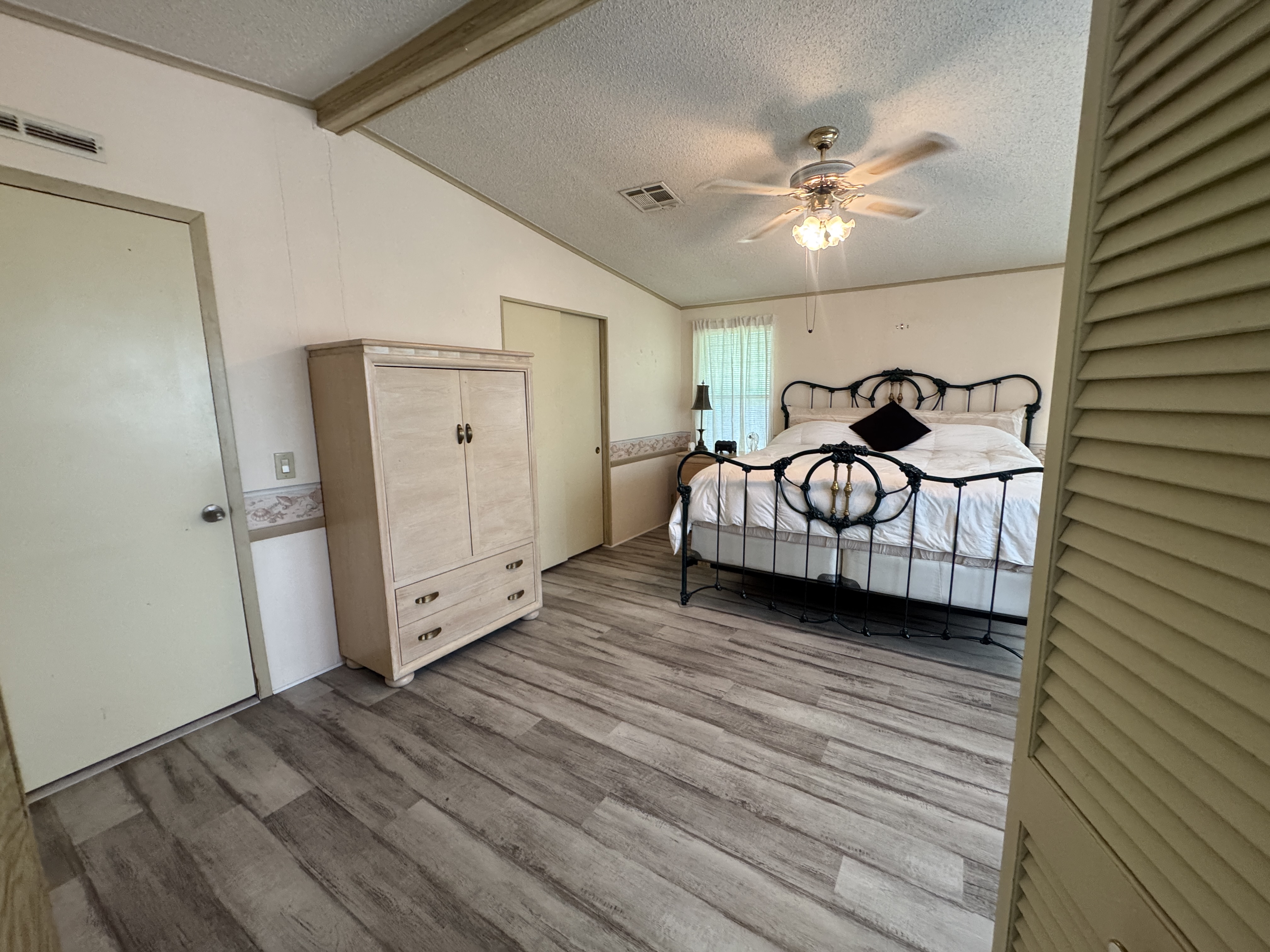4115 Long Lake Way, Ellenton, Florida 34222, 2 Bedrooms Bedrooms, ,2 BathroomsBathrooms,55-Plus Mobile Home,For Sale,Long Lake Way,4984