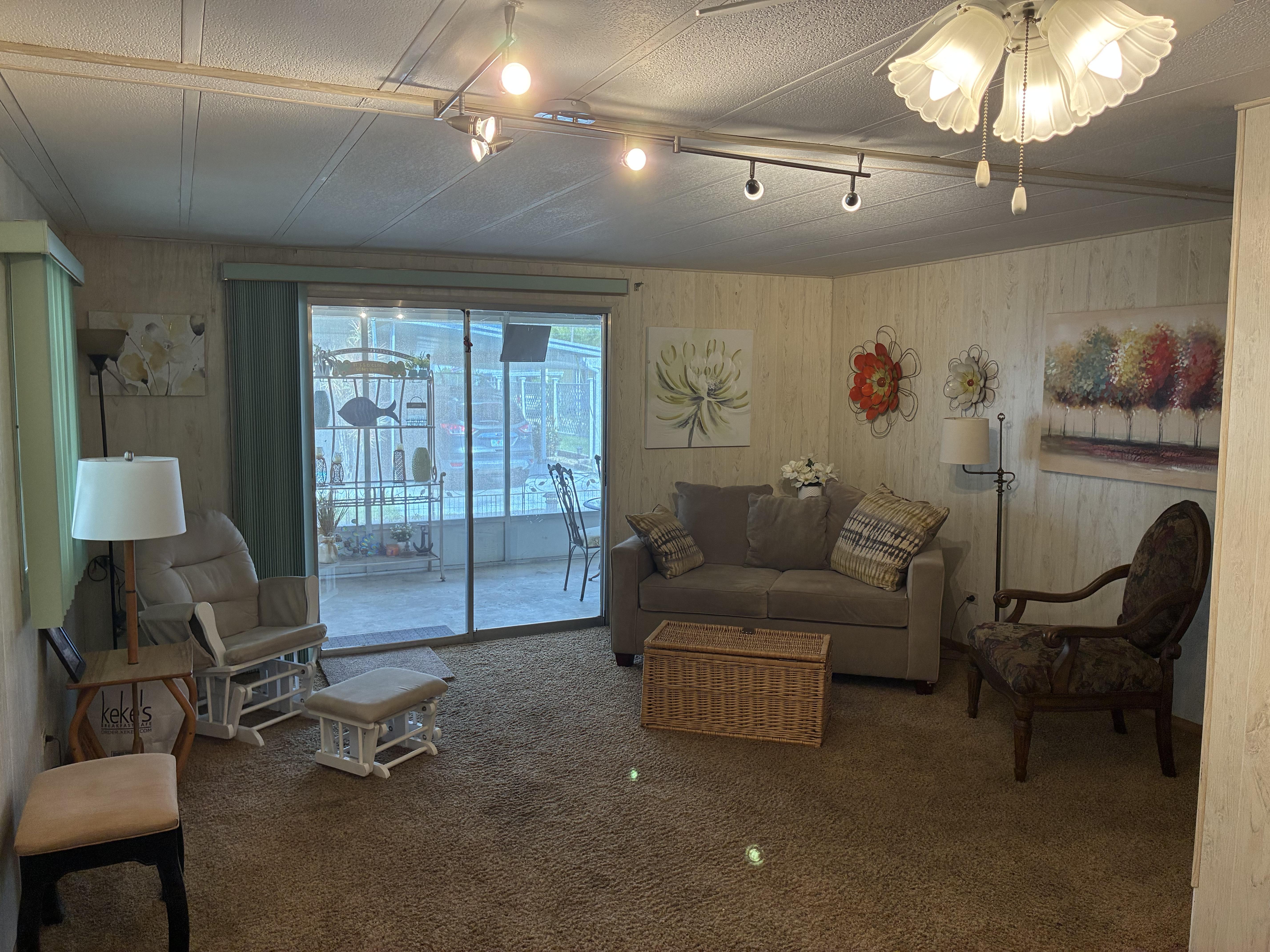 7403 46th Ave N, Lot 70, St Petersburg, Florida 33709, 2 Bedrooms Bedrooms, ,2 BathroomsBathrooms,55-Plus Mobile Home,For Sale,46th Ave N, Lot 70,4985