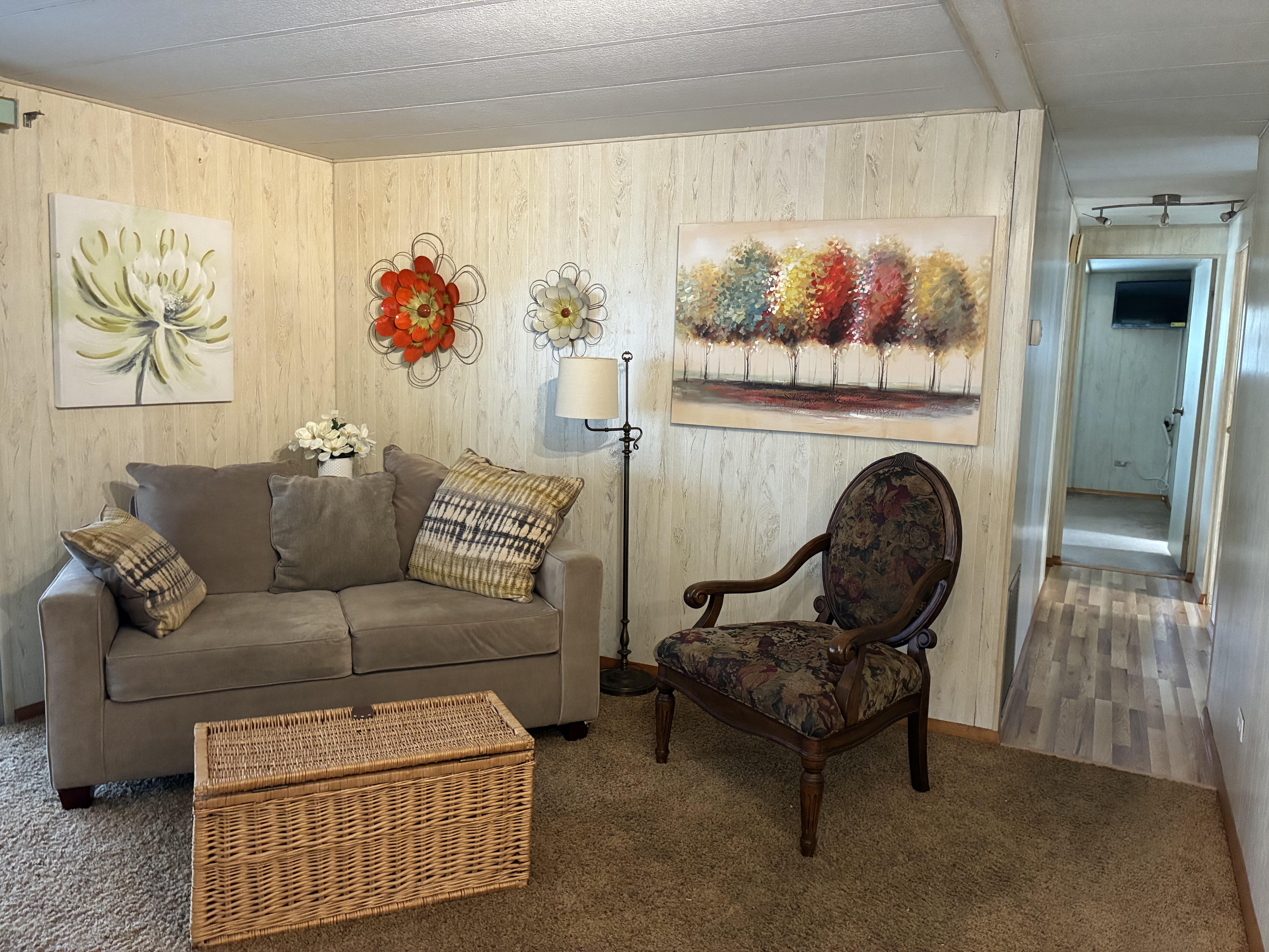 7403 46th Ave N, Lot 70, St Petersburg, Florida 33709, 2 Bedrooms Bedrooms, ,2 BathroomsBathrooms,55-Plus Mobile Home,For Sale,46th Ave N, Lot 70,4985