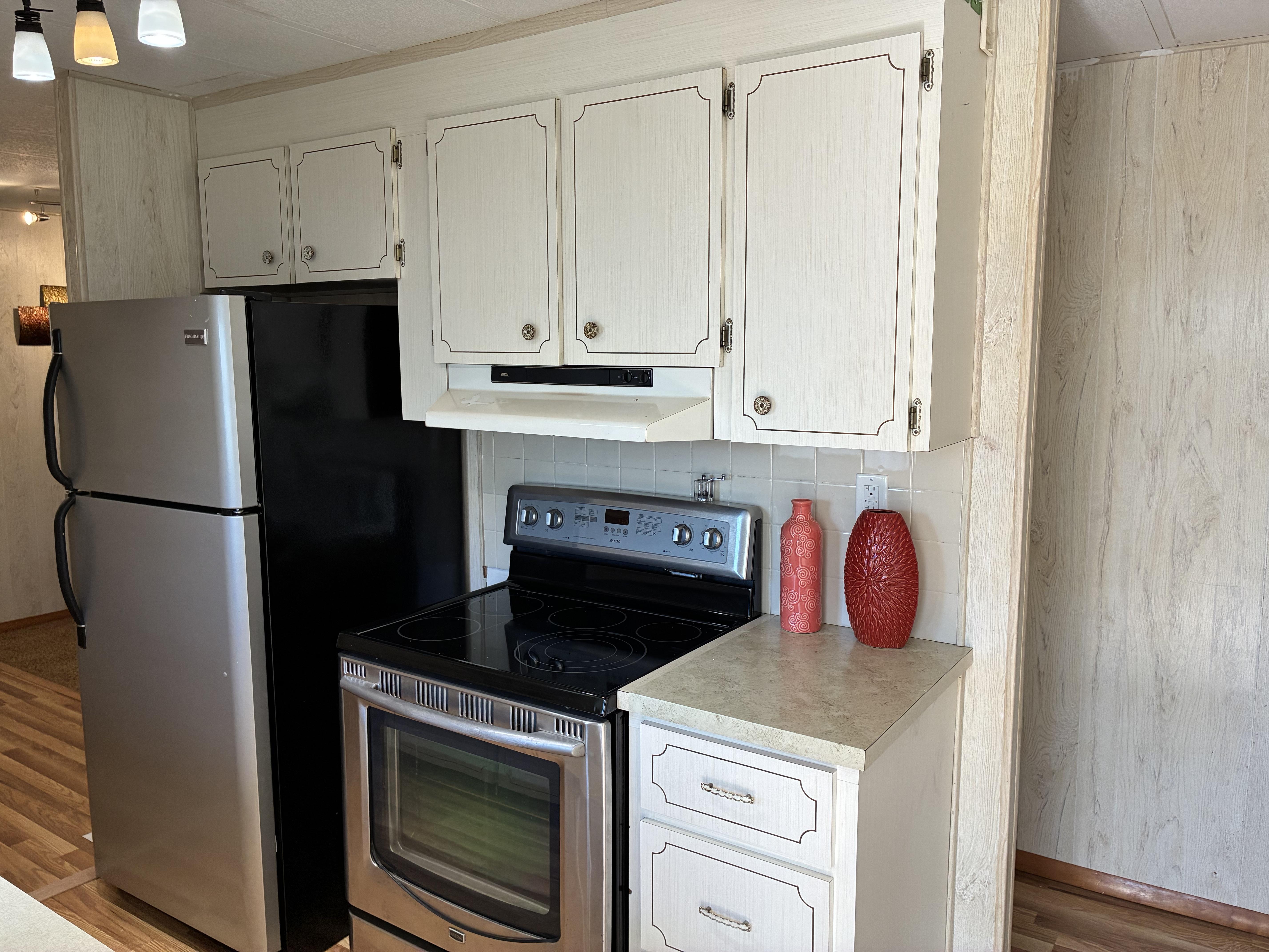 7403 46th Ave N, Lot 70, St Petersburg, Florida 33709, 2 Bedrooms Bedrooms, ,2 BathroomsBathrooms,55-Plus Mobile Home,For Sale,46th Ave N, Lot 70,4985