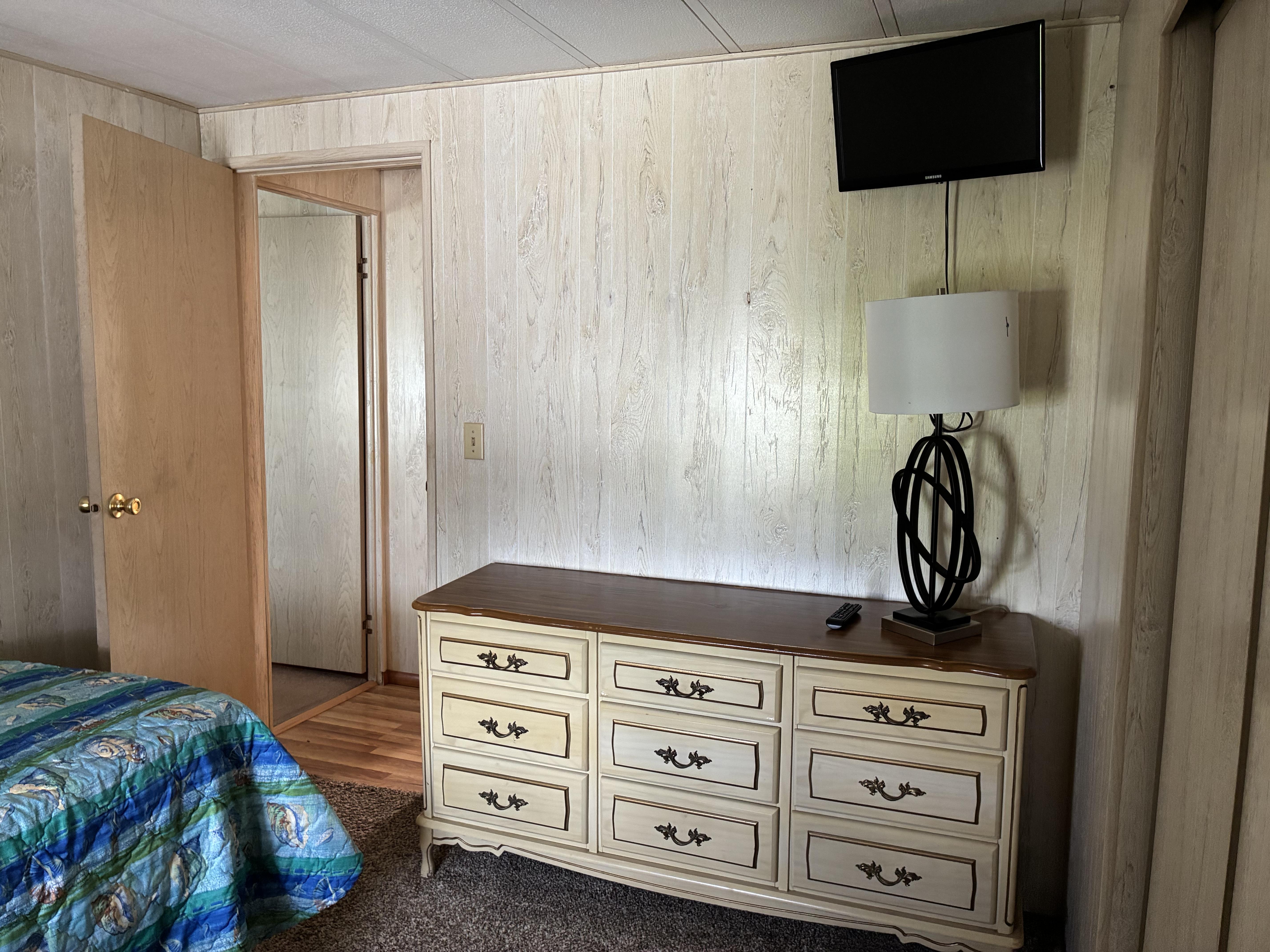 7403 46th Ave N, Lot 70, St Petersburg, Florida 33709, 2 Bedrooms Bedrooms, ,2 BathroomsBathrooms,55-Plus Mobile Home,For Sale,46th Ave N, Lot 70,4985