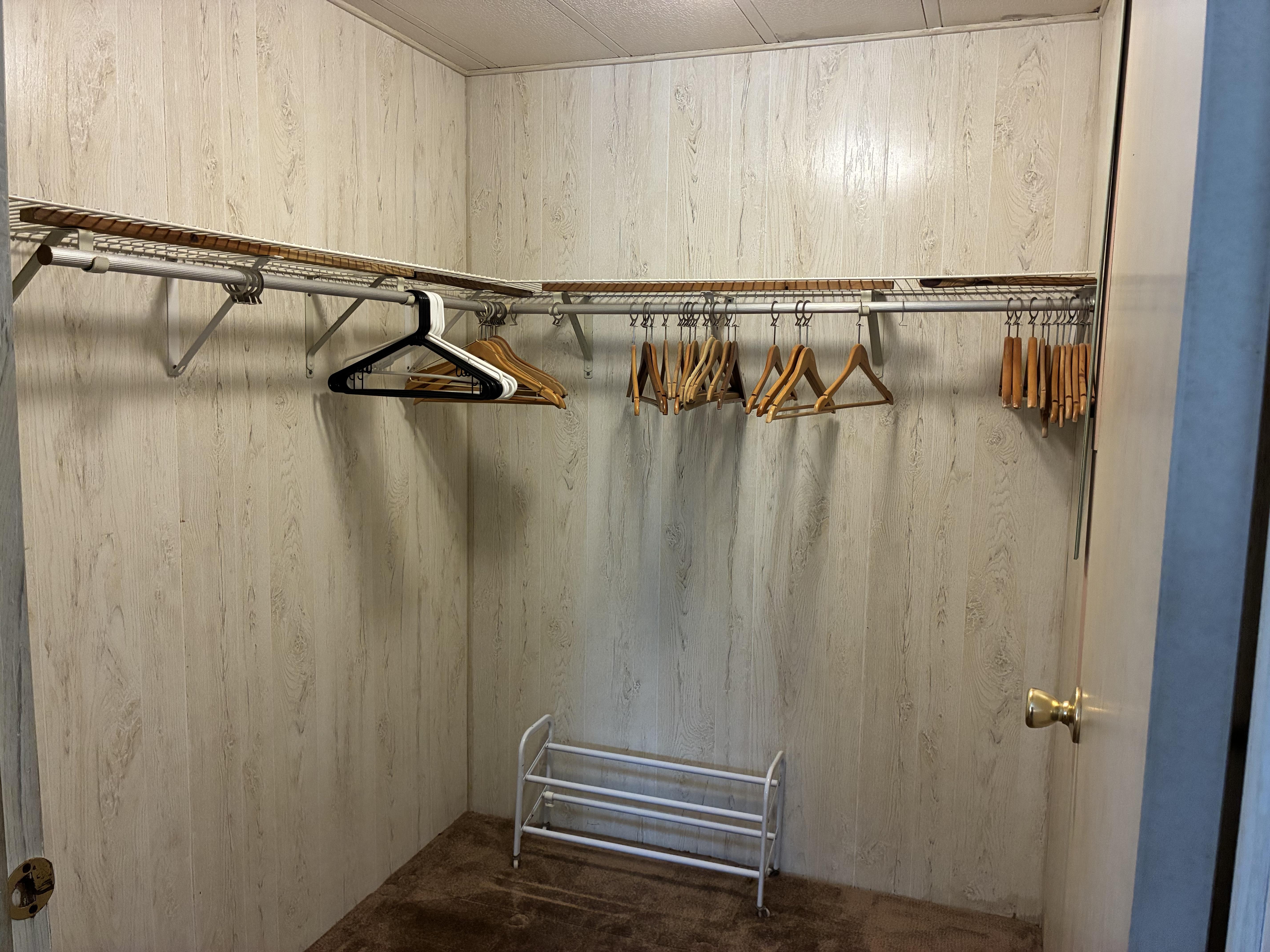 7403 46th Ave N, Lot 70, St Petersburg, Florida 33709, 2 Bedrooms Bedrooms, ,2 BathroomsBathrooms,55-Plus Mobile Home,For Sale,46th Ave N, Lot 70,4985