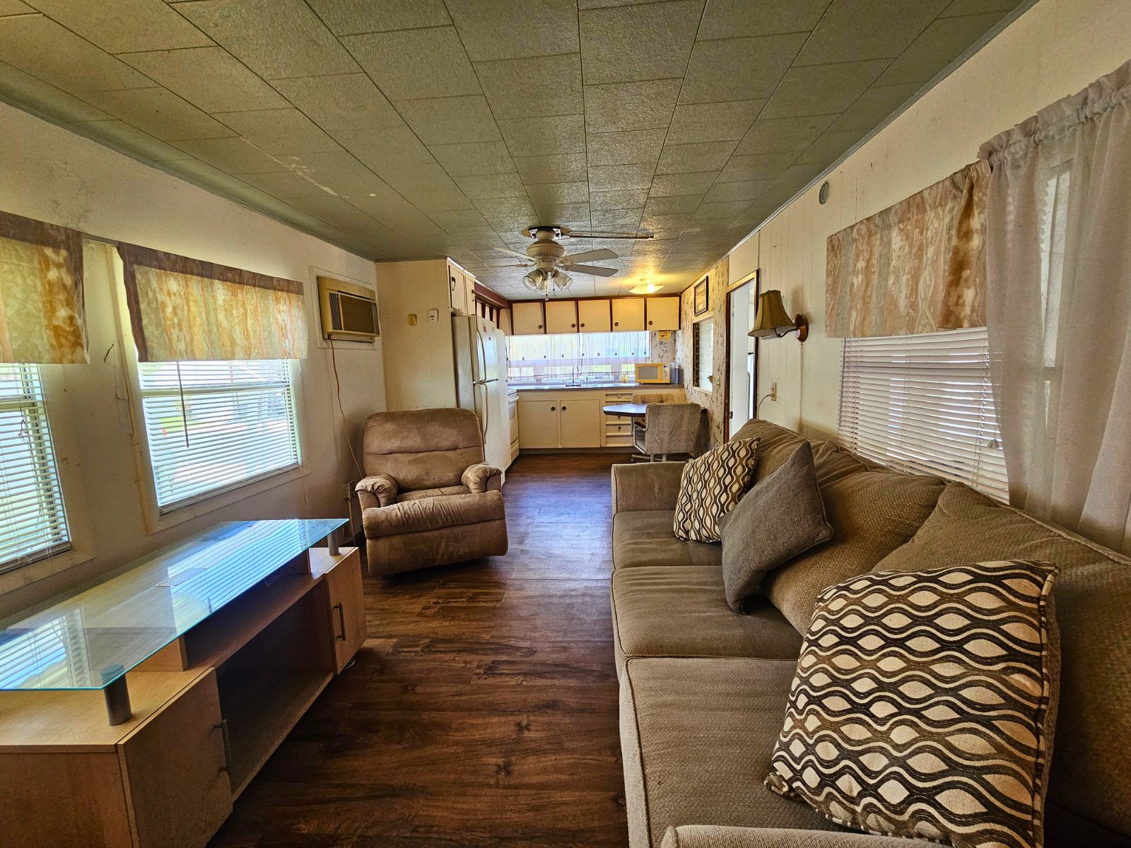 3701 14th St W, Lot 49, Bradenton, Florida 34205, 2 Bedrooms Bedrooms, ,1 BathroomBathrooms,55-Plus Mobile Home,For Sale,14th St W, Lot 49,4987