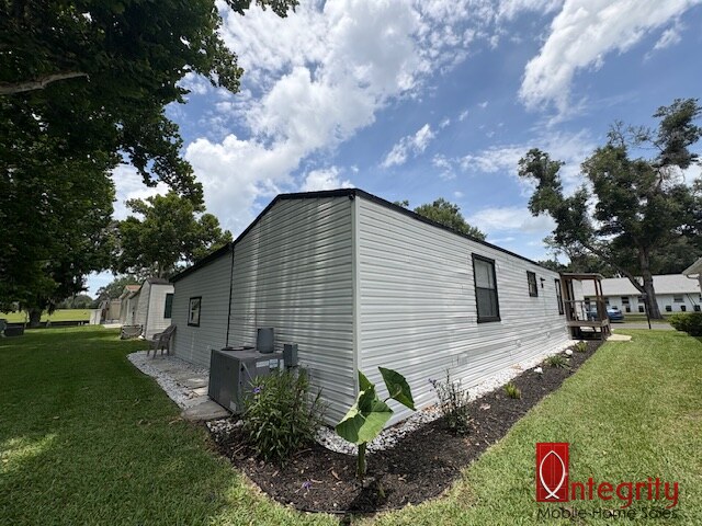 790 NE 78th Pl, Lot 21, Ocala, Florida 34479, 2 Bedrooms Bedrooms, ,2 BathroomsBathrooms,All - Age Mobile Home,For Sale,NE 78th Pl, Lot 21,4991