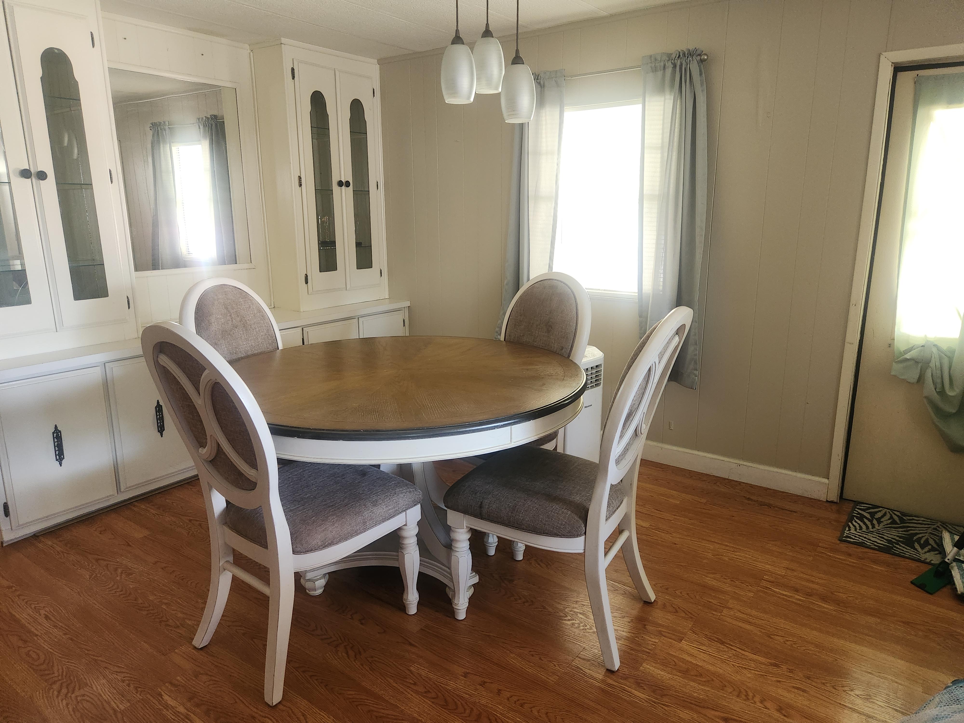 5027 Windmill Manor Ave, Bradenton, Florida 34203, 2 Bedrooms Bedrooms, ,2 BathroomsBathrooms,55-Plus Mobile Home,For Sale,Windmill Manor Ave,4993