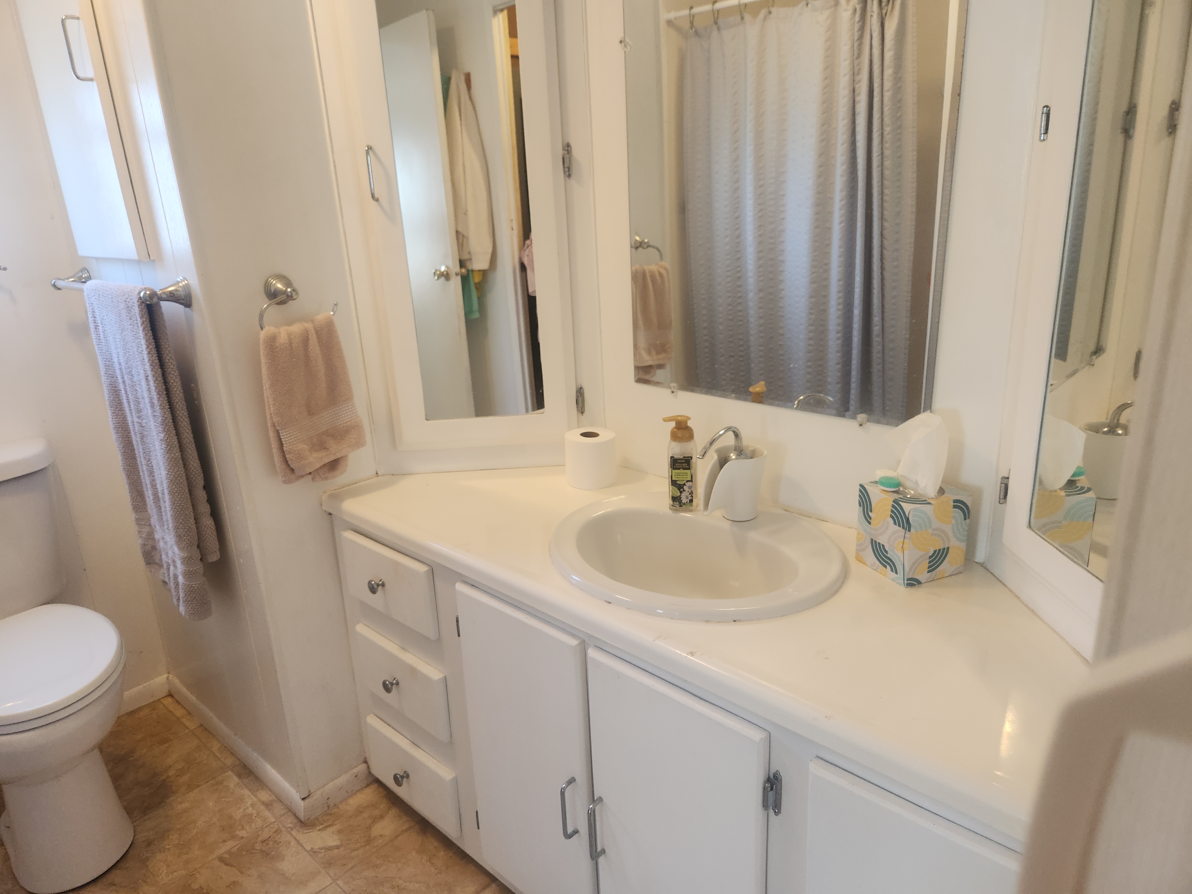 5027 Windmill Manor Ave, Bradenton, Florida 34203, 2 Bedrooms Bedrooms, ,2 BathroomsBathrooms,55-Plus Mobile Home,For Sale,Windmill Manor Ave,4993