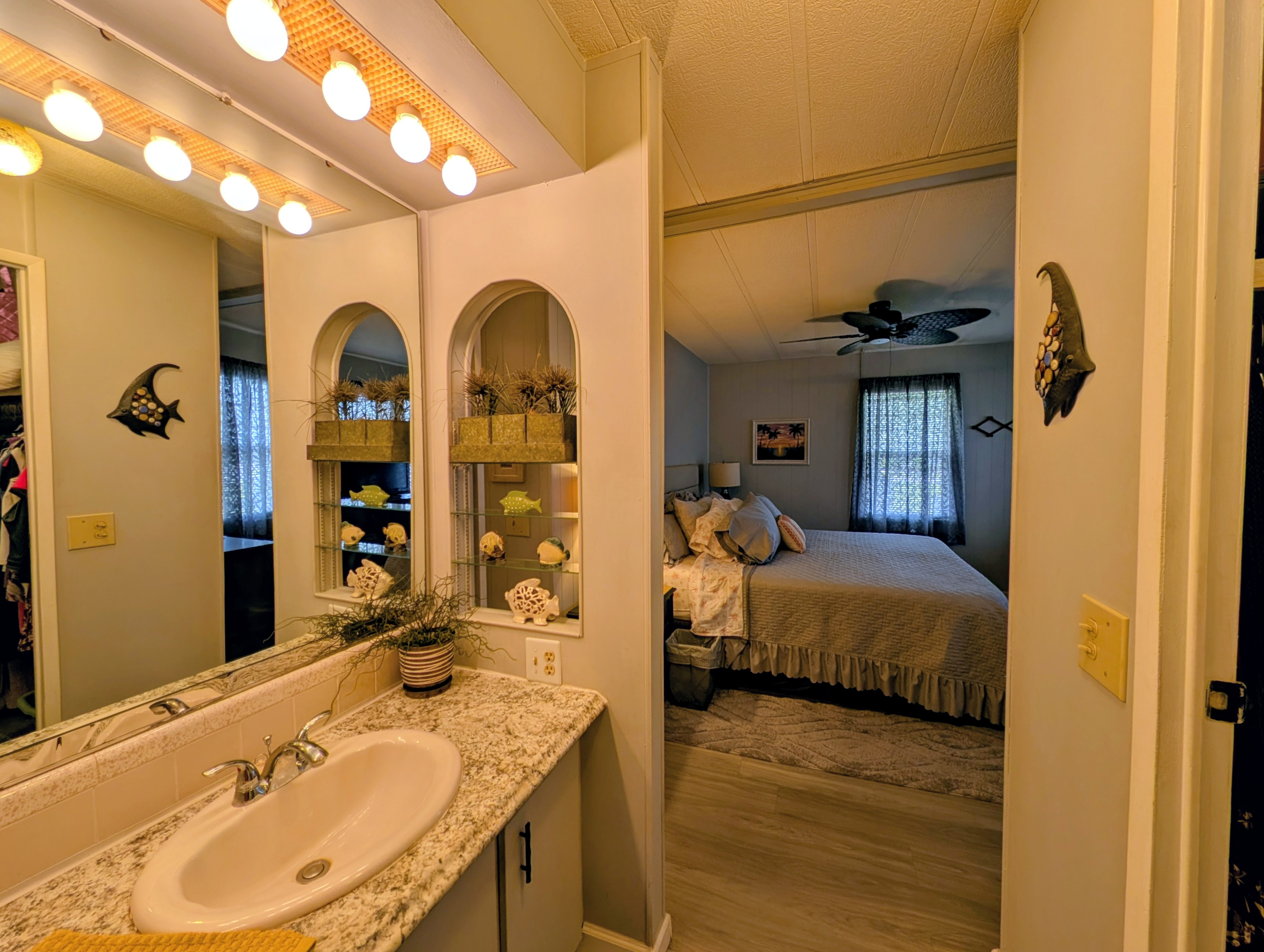 4114 Aloha Blvd, Ruskin, Florida 33570, 2 Bedrooms Bedrooms, ,2 BathroomsBathrooms,55-Plus Mobile Home,For Sale,Aloha Blvd,4994