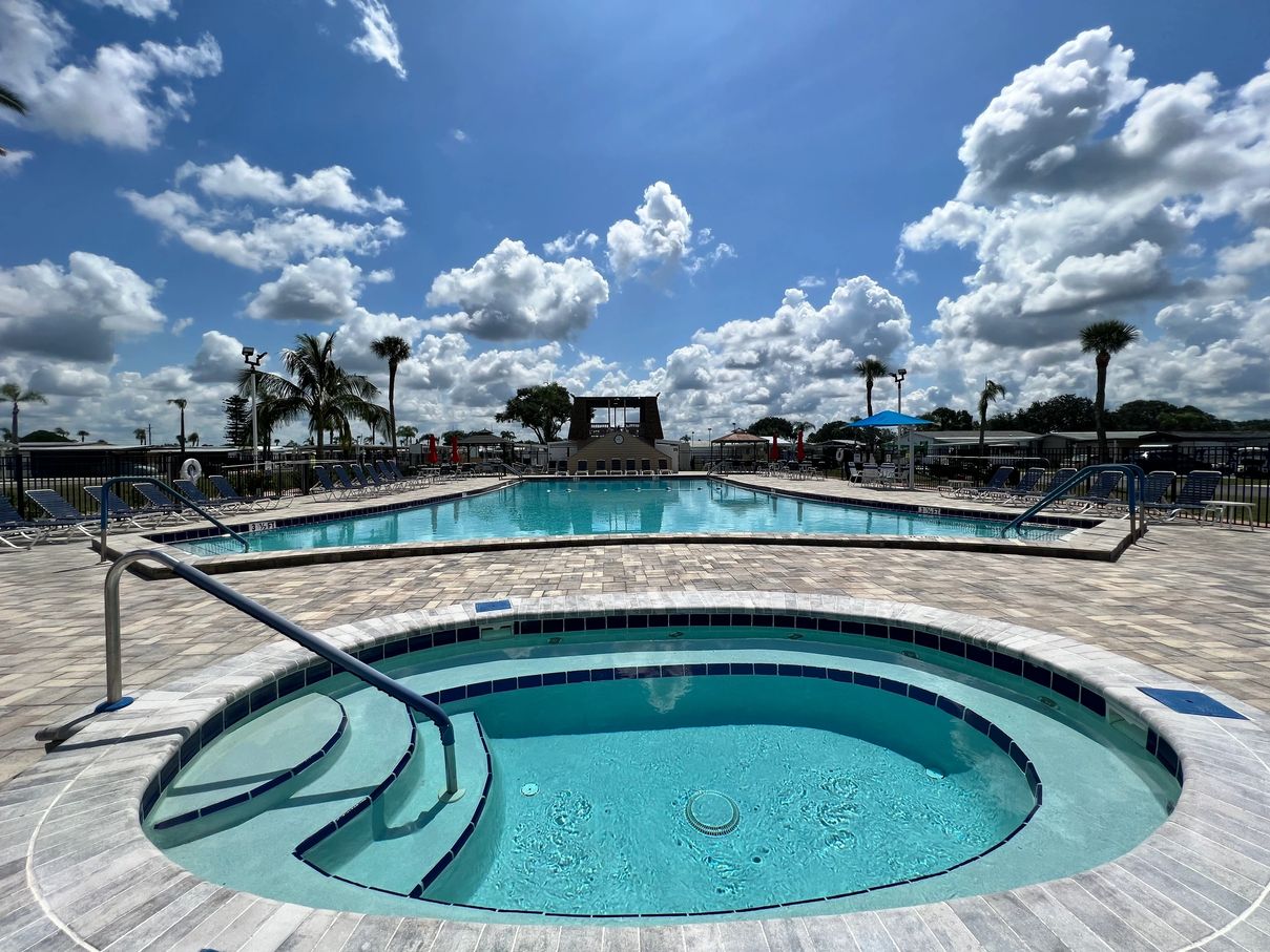 4114 Aloha Blvd, Ruskin, Florida 33570, 2 Bedrooms Bedrooms, ,2 BathroomsBathrooms,55-Plus Mobile Home,For Sale,Aloha Blvd,4994