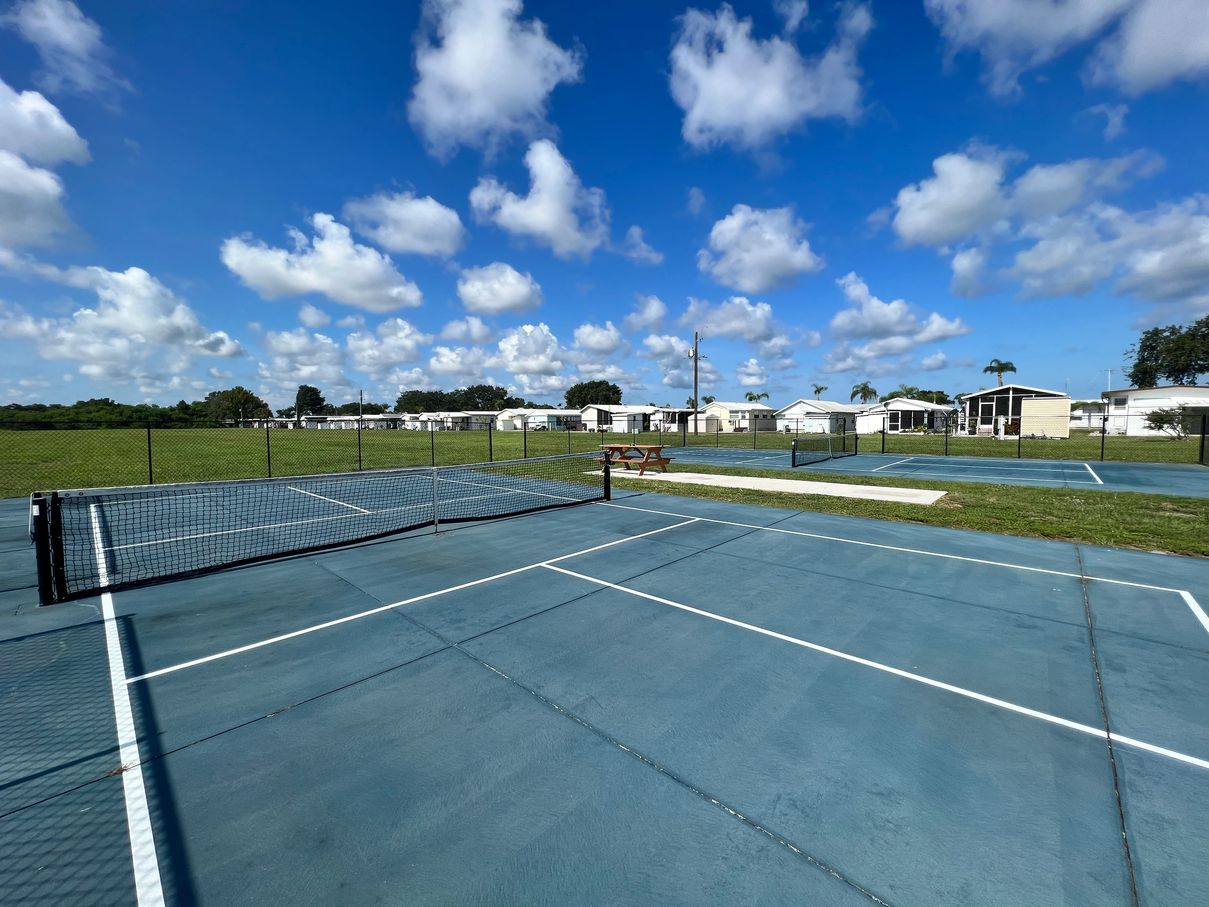 4114 Aloha Blvd, Ruskin, Florida 33570, 2 Bedrooms Bedrooms, ,2 BathroomsBathrooms,55-Plus Mobile Home,For Sale,Aloha Blvd,4994