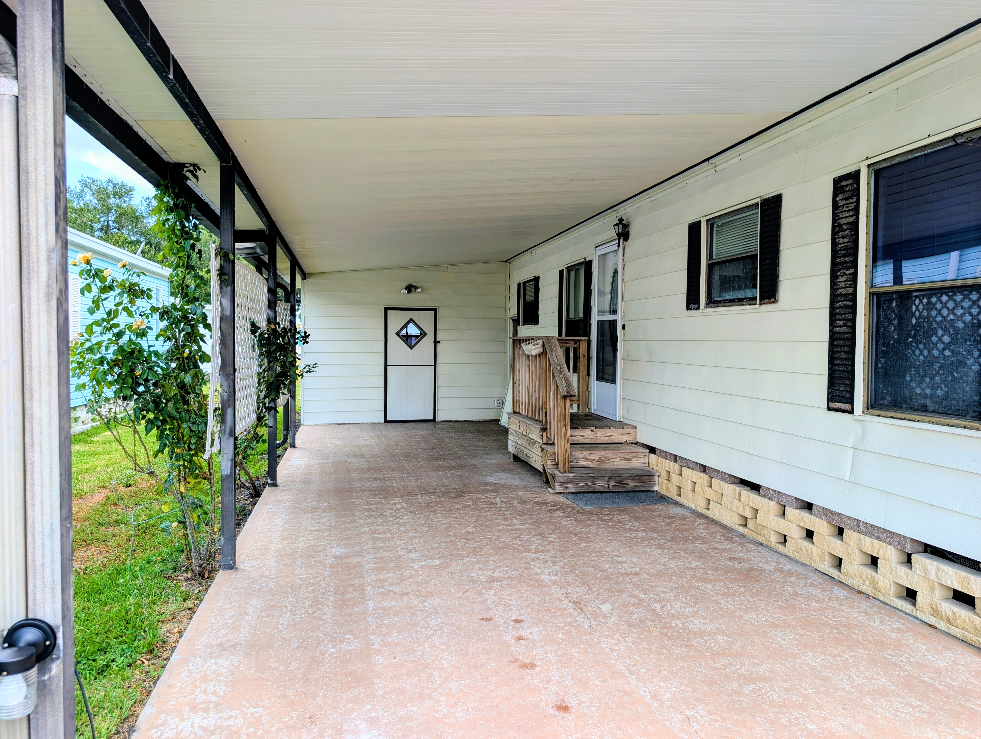 9841 Sucia Circle, Parrish, Florida 34219, 2 Bedrooms Bedrooms, ,2 BathroomsBathrooms,55-Plus Mobile Home,For Sale,Sucia Circle,4995