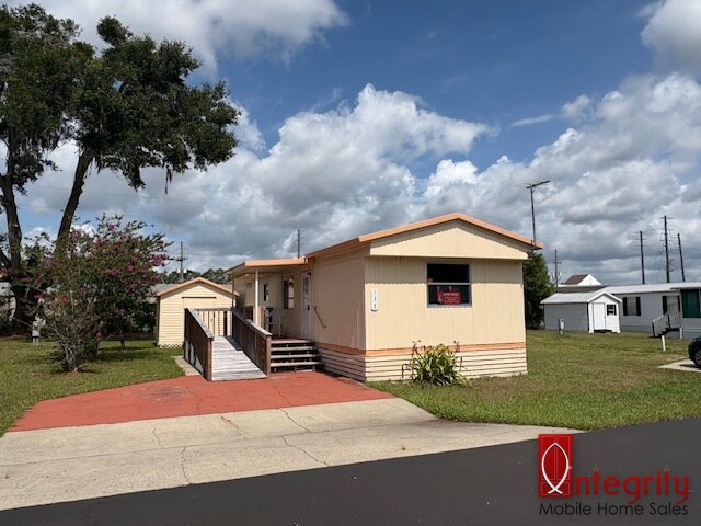 4900 SE 102nd Pl, Lot 134, Belleview, Florida 34420, 2 Bedrooms Bedrooms, ,1.5 BathroomsBathrooms,55-Plus Mobile Home,For Sale,SE 102nd Pl, Lot 134,4996