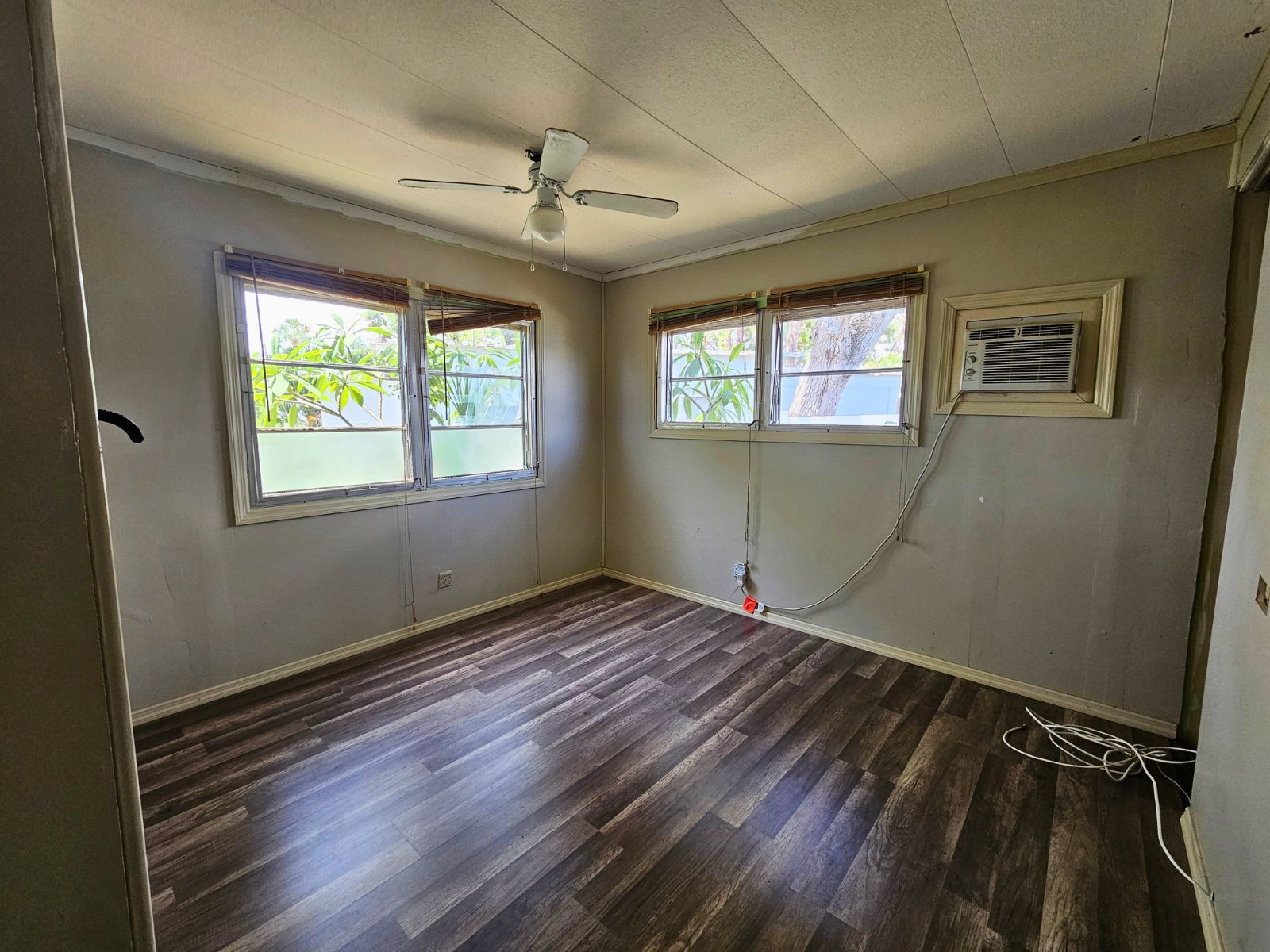 5110 14th St W, Lot 10, Bradenton, Florida 34207, 2 Bedrooms Bedrooms, ,1 BathroomBathrooms,55-Plus Mobile Home,For Sale,14th St W, Lot 10,4998