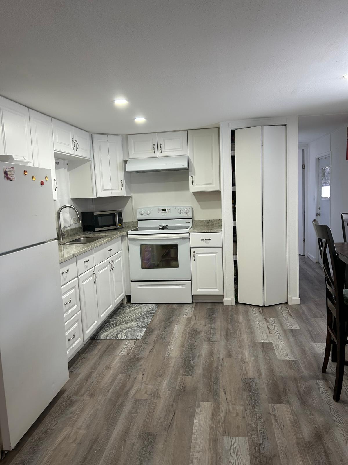 3503 58th Ave N, Lot 104, St Petersburg, Florida 33714, 1 Bedroom Bedrooms, ,1 BathroomBathrooms,55-Plus Mobile Home,For Sale,58th Ave N, Lot 104,4999