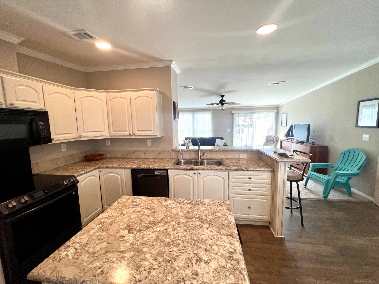 7407 Westwood Drive, Ellenton, Florida 34222, 3 Bedrooms Bedrooms, ,2 BathroomsBathrooms,55-Plus Mobile Home,For Rent,Westwood Drive,5001