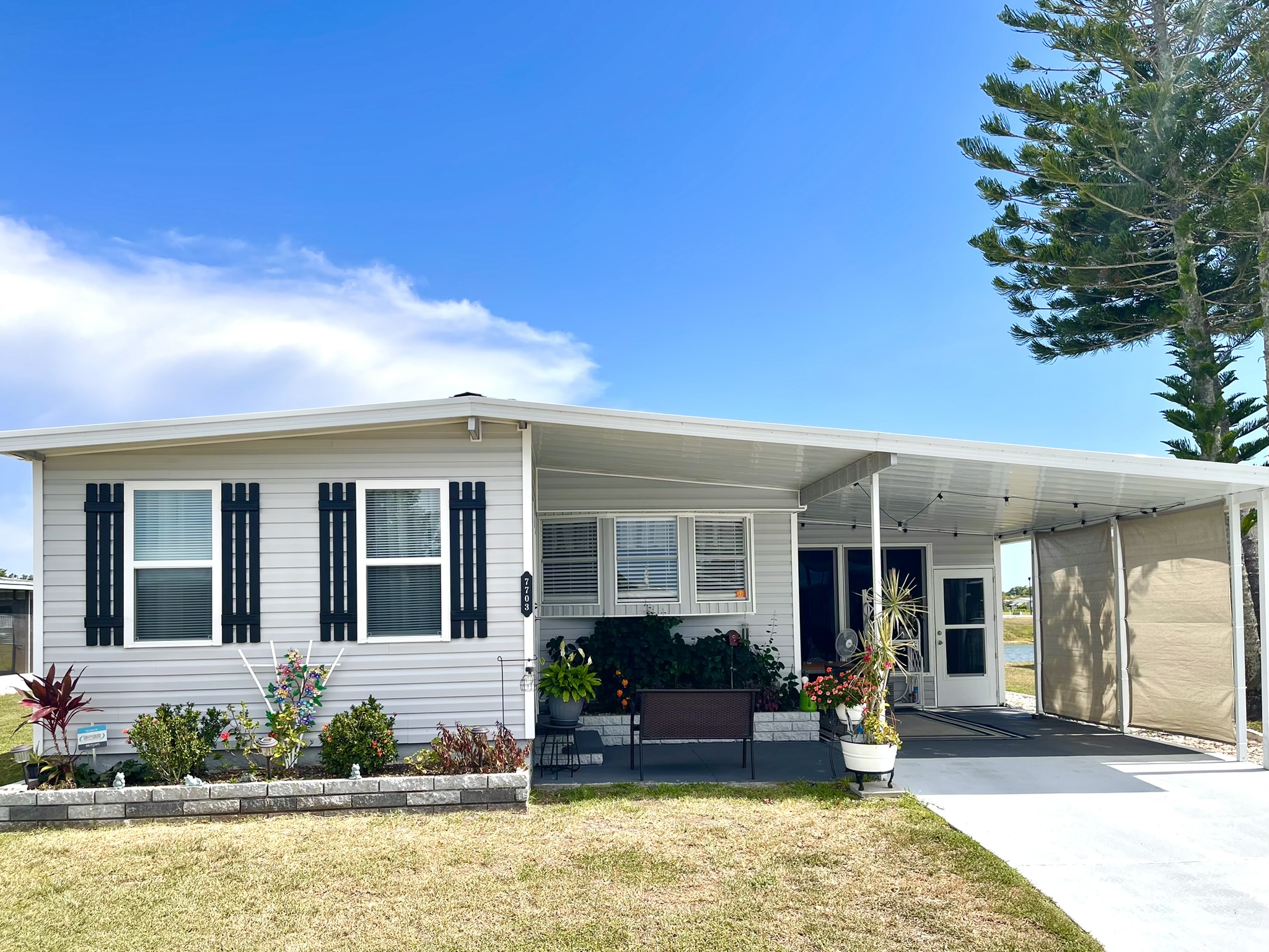 7703 Laurel Way, Ellenton, Florida 34222, 2 Bedrooms Bedrooms, ,2 BathroomsBathrooms,55-Plus Mobile Home,For Sale,Laurel Way,5003