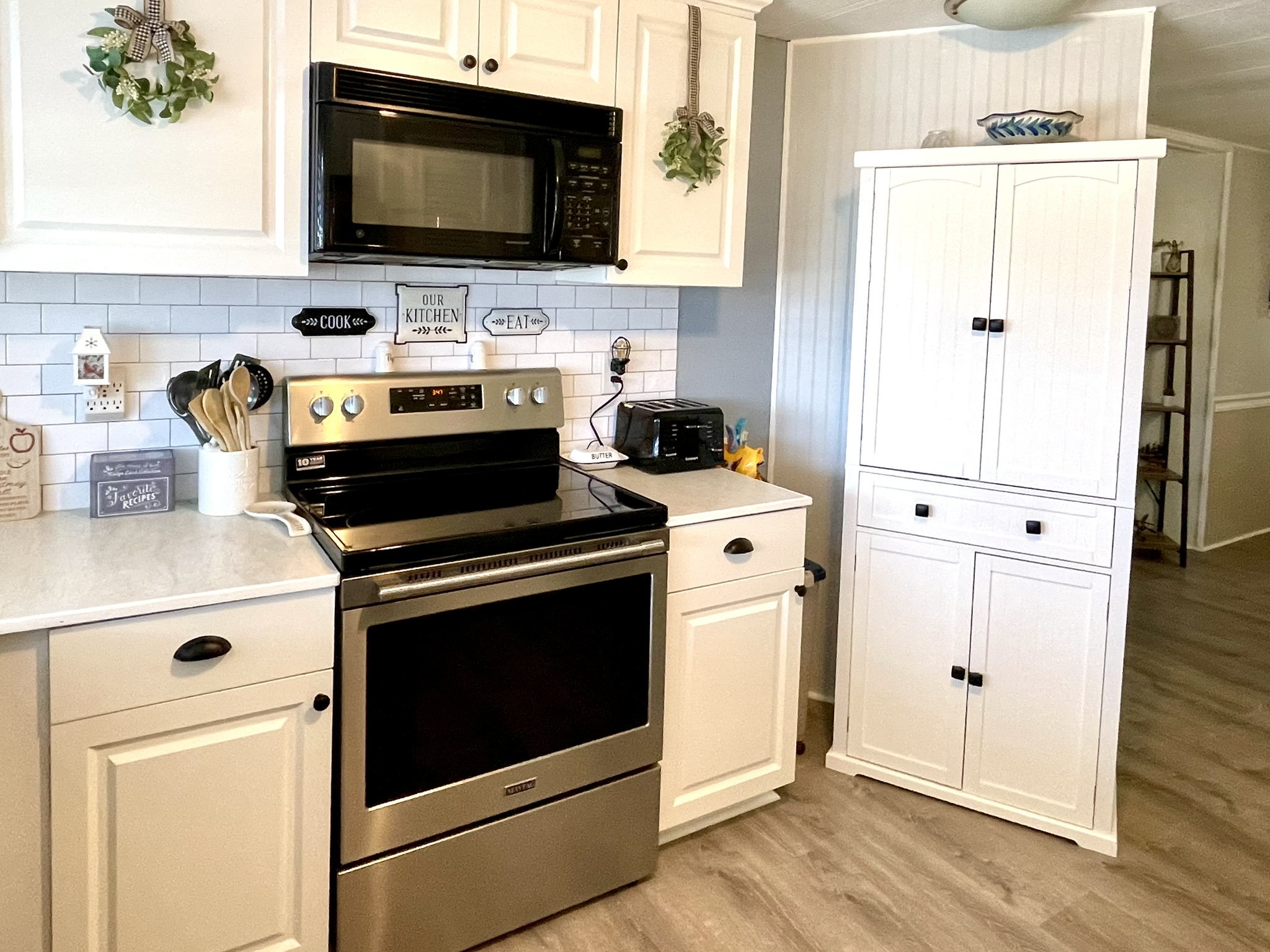 7703 Laurel Way, Ellenton, Florida 34222, 2 Bedrooms Bedrooms, ,2 BathroomsBathrooms,55-Plus Mobile Home,For Sale,Laurel Way,5003