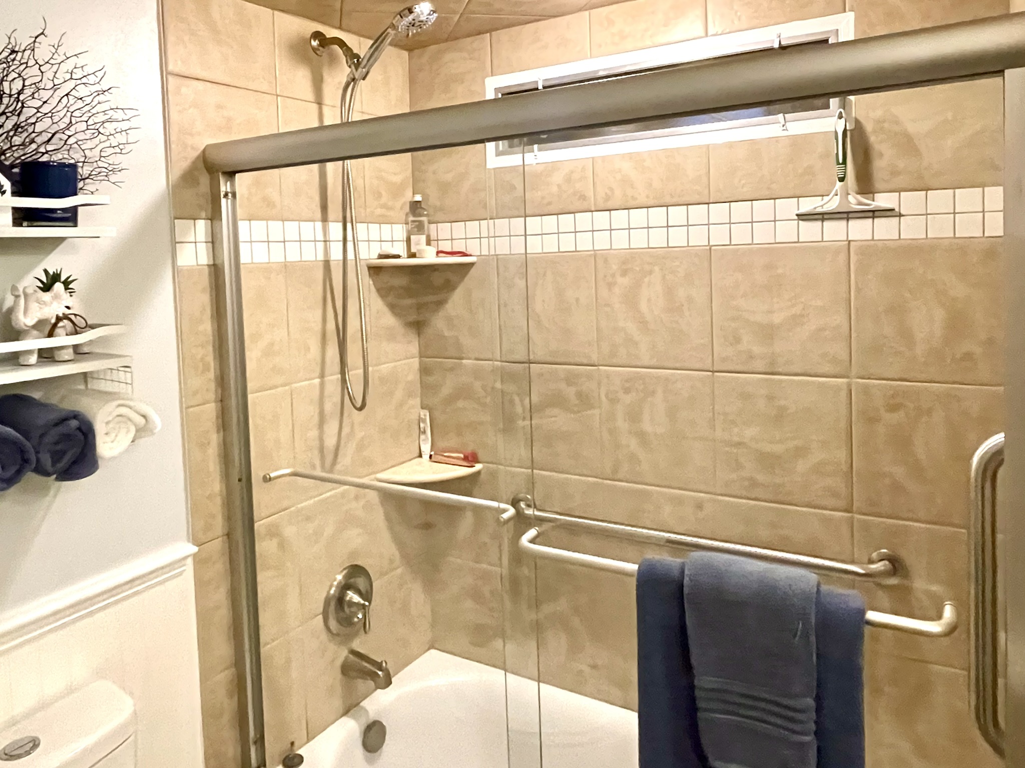 7703 Laurel Way, Ellenton, Florida 34222, 2 Bedrooms Bedrooms, ,2 BathroomsBathrooms,55-Plus Mobile Home,For Sale,Laurel Way,5003