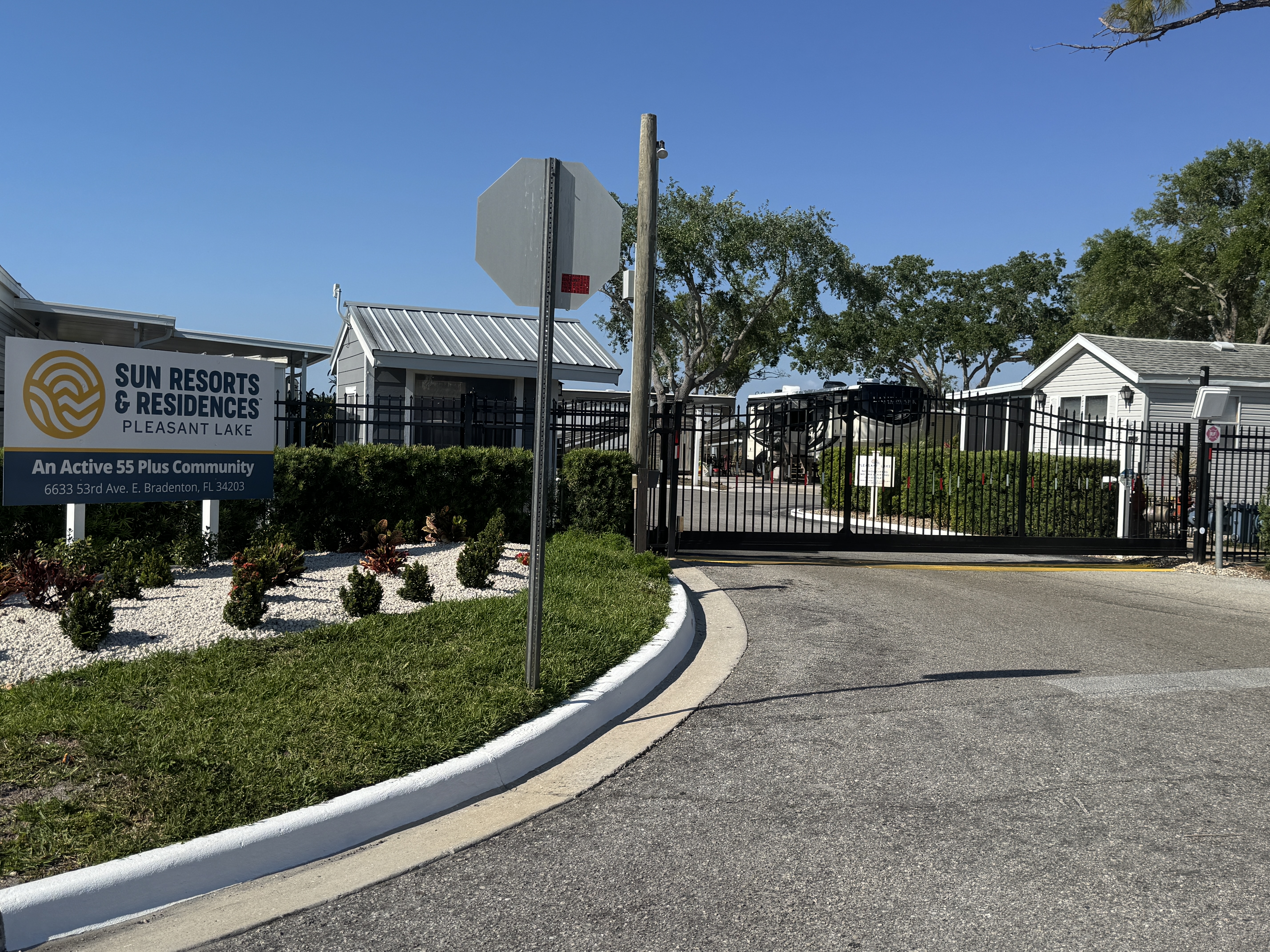 6633 53rd Ave E, Lot B19, Bradenton, Florida 34203, 1 Bedroom Bedrooms, ,1 BathroomBathrooms,55-Plus Mobile Home,For Sale,53rd Ave E, Lot B19,5009