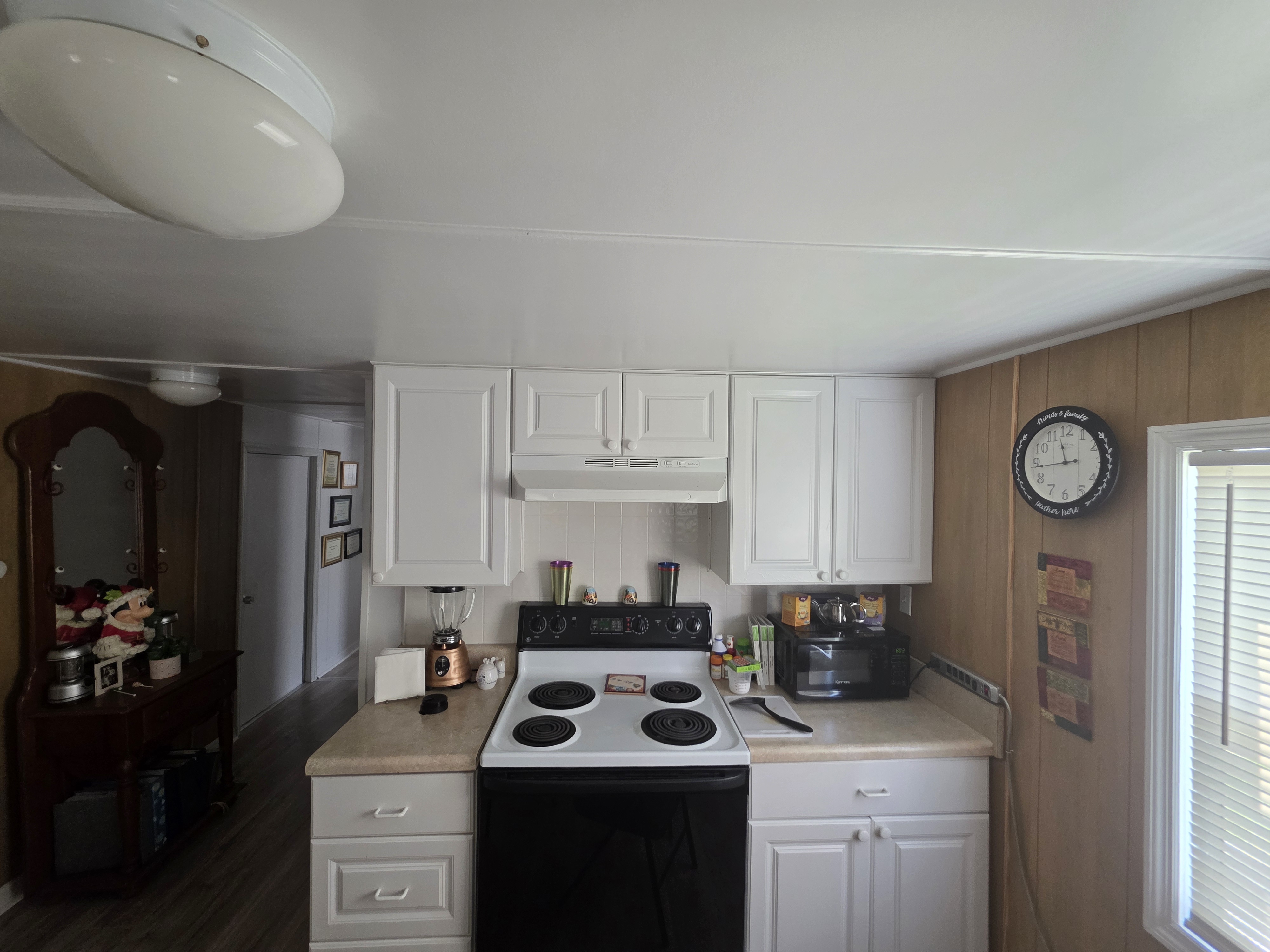 40 Dale Dr, Winter Haven, Florida 33880, 2 Bedrooms Bedrooms, ,1 BathroomBathrooms,55-Plus Mobile Home,For Sale,Dale Dr,5011