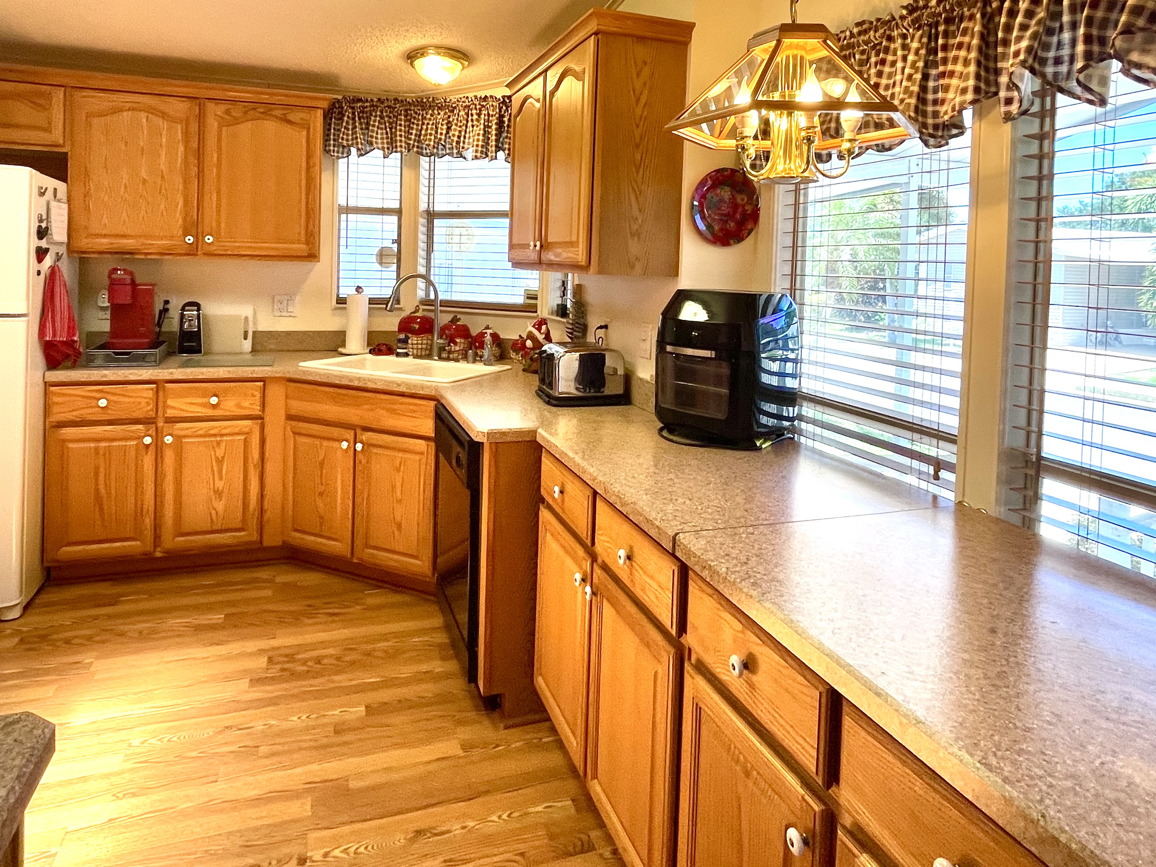 8714 26th Ave E, Palmetto, Florida 34221, 2 Bedrooms Bedrooms, ,2 BathroomsBathrooms,55-Plus Mobile Home,For Sale,26th Ave E,5014