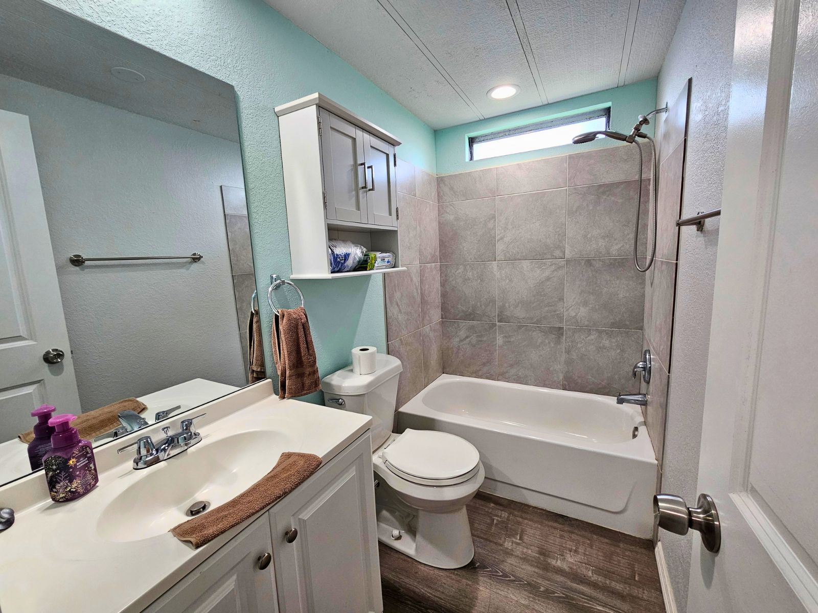 162 Durham Circle, Kissimmee, Florida 34746, 3 Bedrooms Bedrooms, ,2 BathroomsBathrooms,All - Age Mobile Home,For Sale,Durham Circle,5016