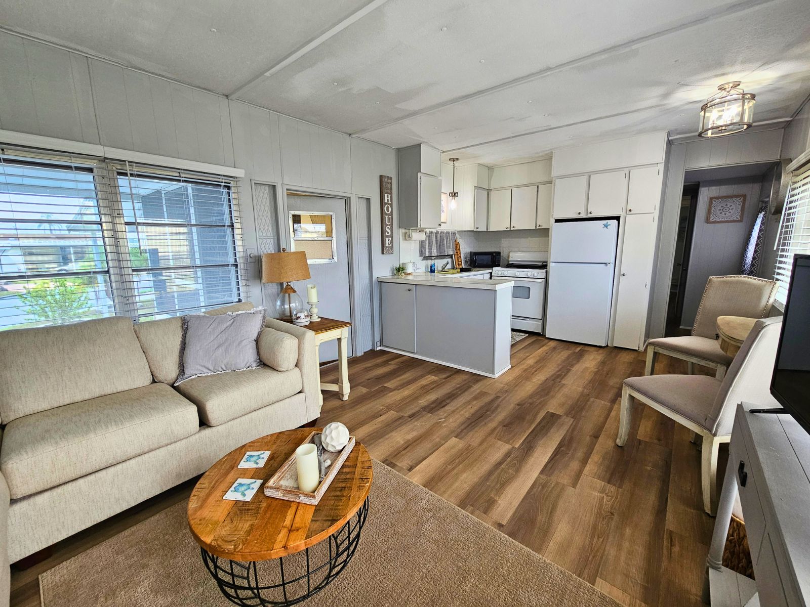 508 44th Avenue E, Lot 34, Bradenton, Florida 34203, 1 Bedroom Bedrooms, ,1 BathroomBathrooms,55-Plus Mobile Home,For Sale,44th Avenue E, Lot 34,5018