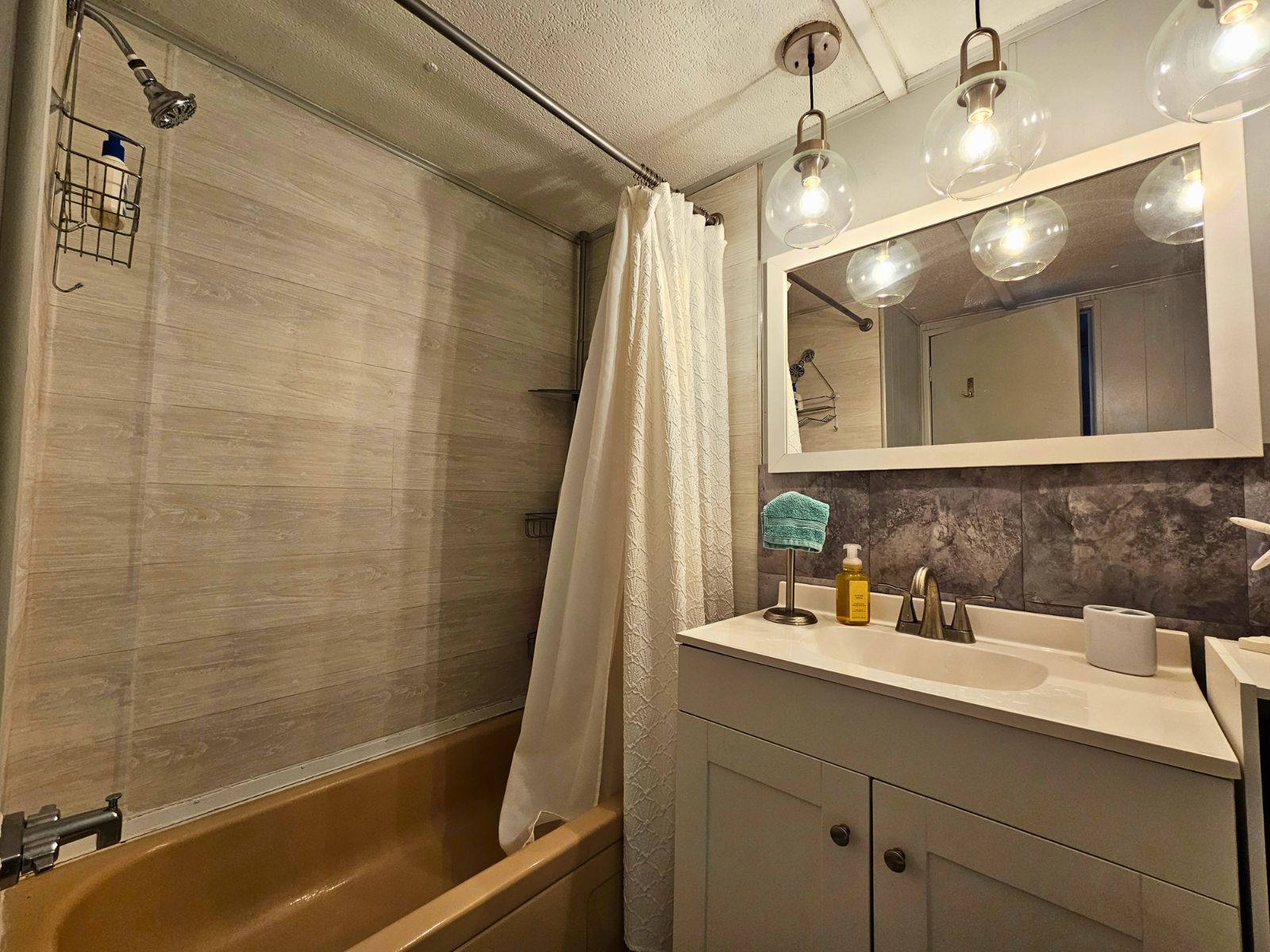 508 44th Avenue E, Lot 34, Bradenton, Florida 34203, 1 Bedroom Bedrooms, ,1 BathroomBathrooms,55-Plus Mobile Home,For Sale,44th Avenue E, Lot 34,5018