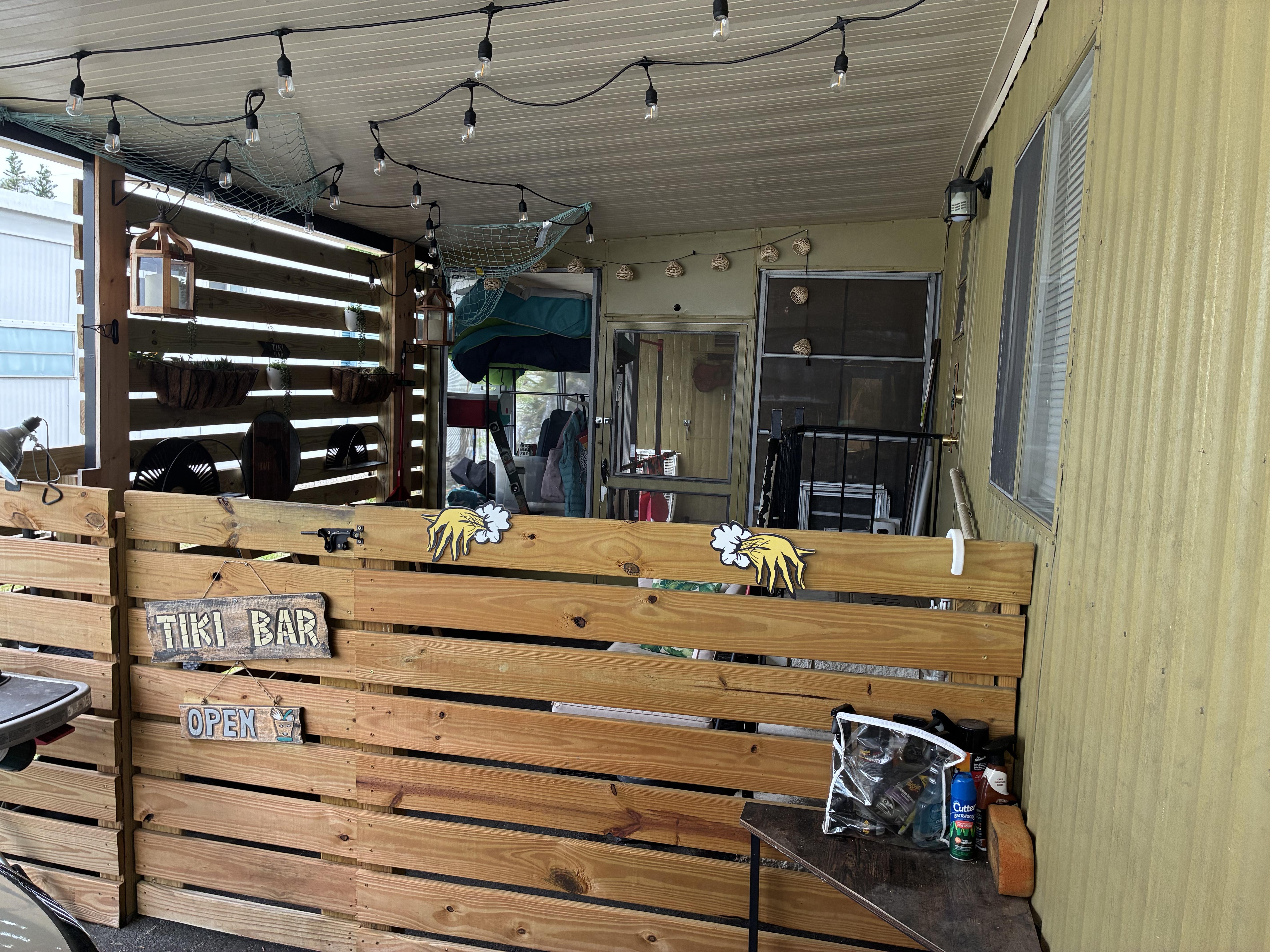 2560 62nd Ave N, Lot 306, St Petersburg, Florida 33702, 2 Bedrooms Bedrooms, ,55-Plus Mobile Home,For Sale,62nd Ave N, Lot 306,5022