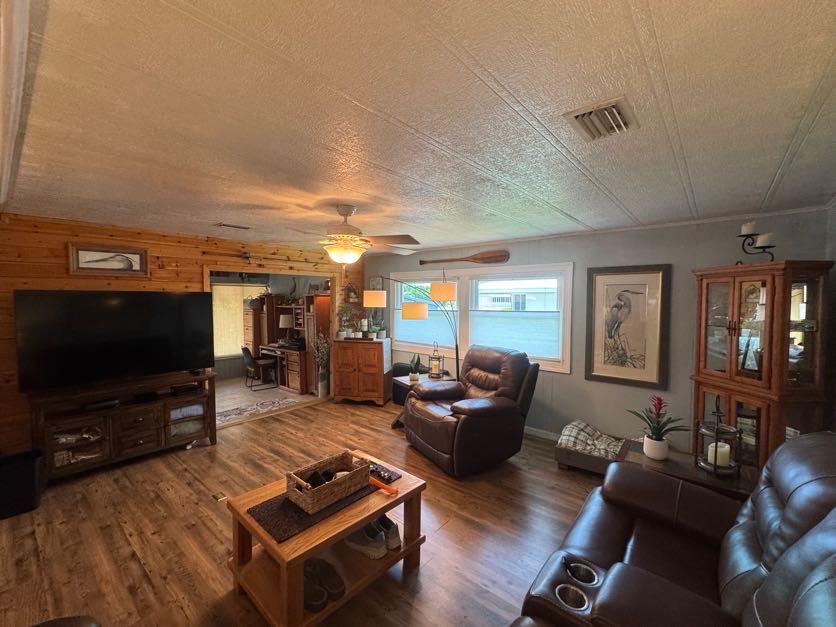 7907 Bonita Way, Ellenton, Florida 34222, 2 Bedrooms Bedrooms, ,2 BathroomsBathrooms,55-Plus Mobile Home,For Sale,Bonita Way,5024