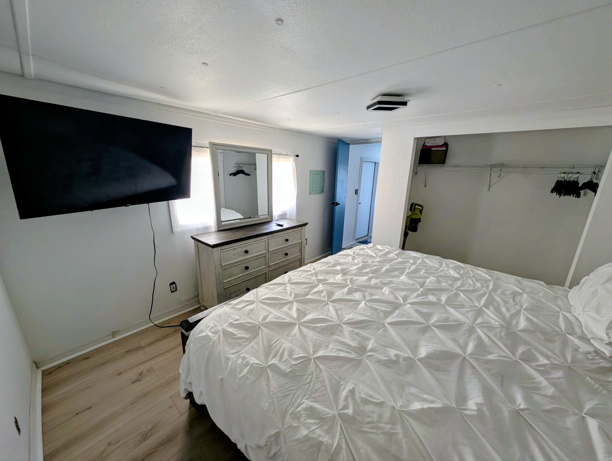 1112 W Shellpoint Rd, Lot 508, Ruskin, Florida 33570, 1 Bedroom Bedrooms, ,1 BathroomBathrooms,55-Plus Mobile Home,For Sale,W Shellpoint Rd, Lot 508,5029