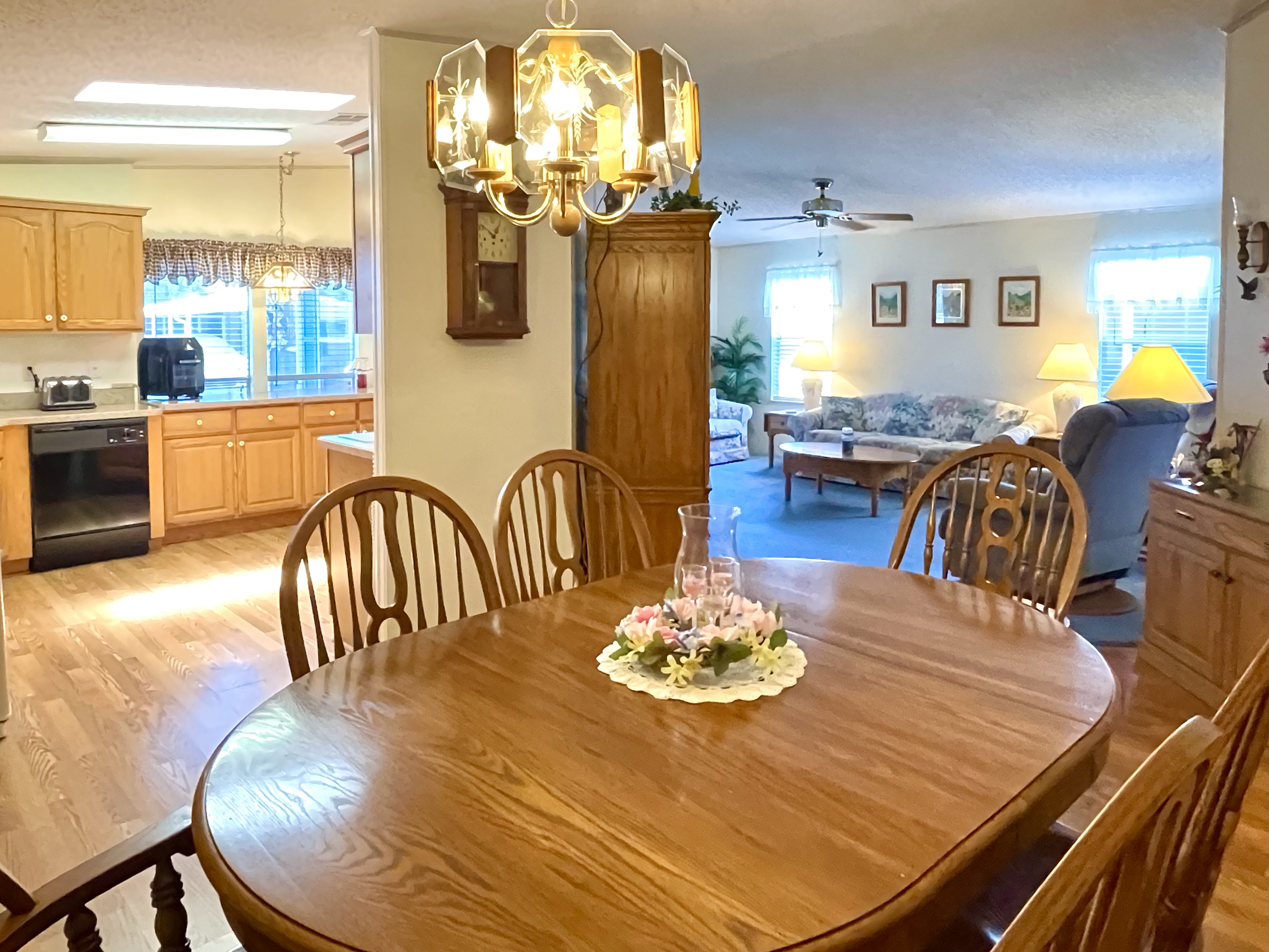 8714 26th Ave E, Palmetto, Florida 34221, 2 Bedrooms Bedrooms, ,2 BathroomsBathrooms,55-Plus Mobile Home,For Sale,26th Ave E,5030