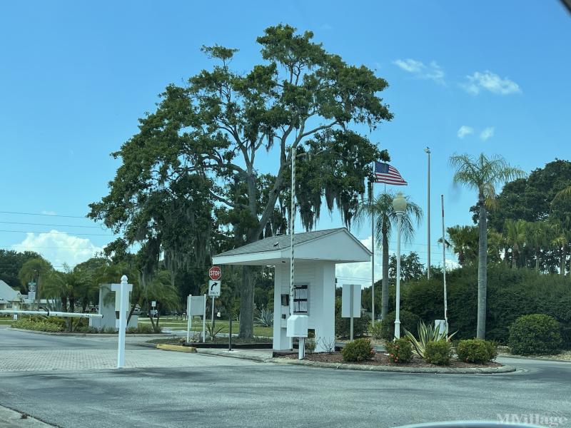 9709 Rosario Drive, Parrish, Florida 34219, 2 Bedrooms Bedrooms, ,2 BathroomsBathrooms,55-Plus Mobile Home,For Sale,Rosario Drive,5046