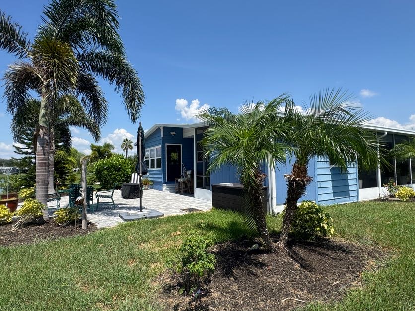 8004 Lakeview Drive N, Ellenton, Florida 34222, 2 Bedrooms Bedrooms, ,2 BathroomsBathrooms,55-Plus Mobile Home,For Sale,Lakeview Drive N,5047