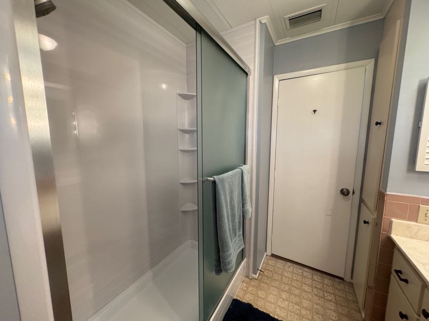 8004 Lakeview Drive N, Ellenton, Florida 34222, 2 Bedrooms Bedrooms, ,2 BathroomsBathrooms,55-Plus Mobile Home,For Sale,Lakeview Drive N,5047